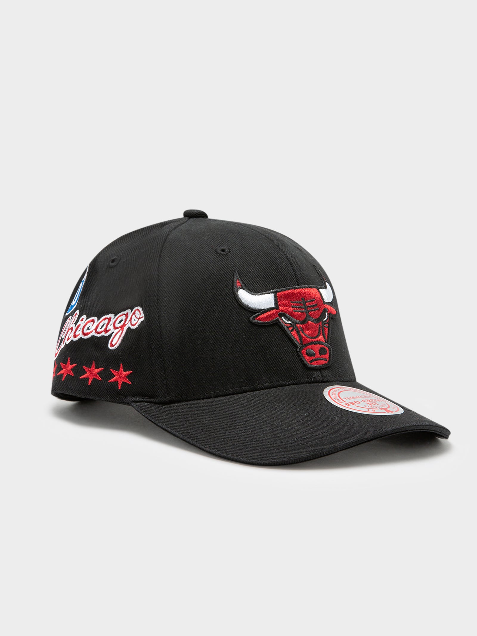 One Love PCRWN Chicago Bulls Cap in Black