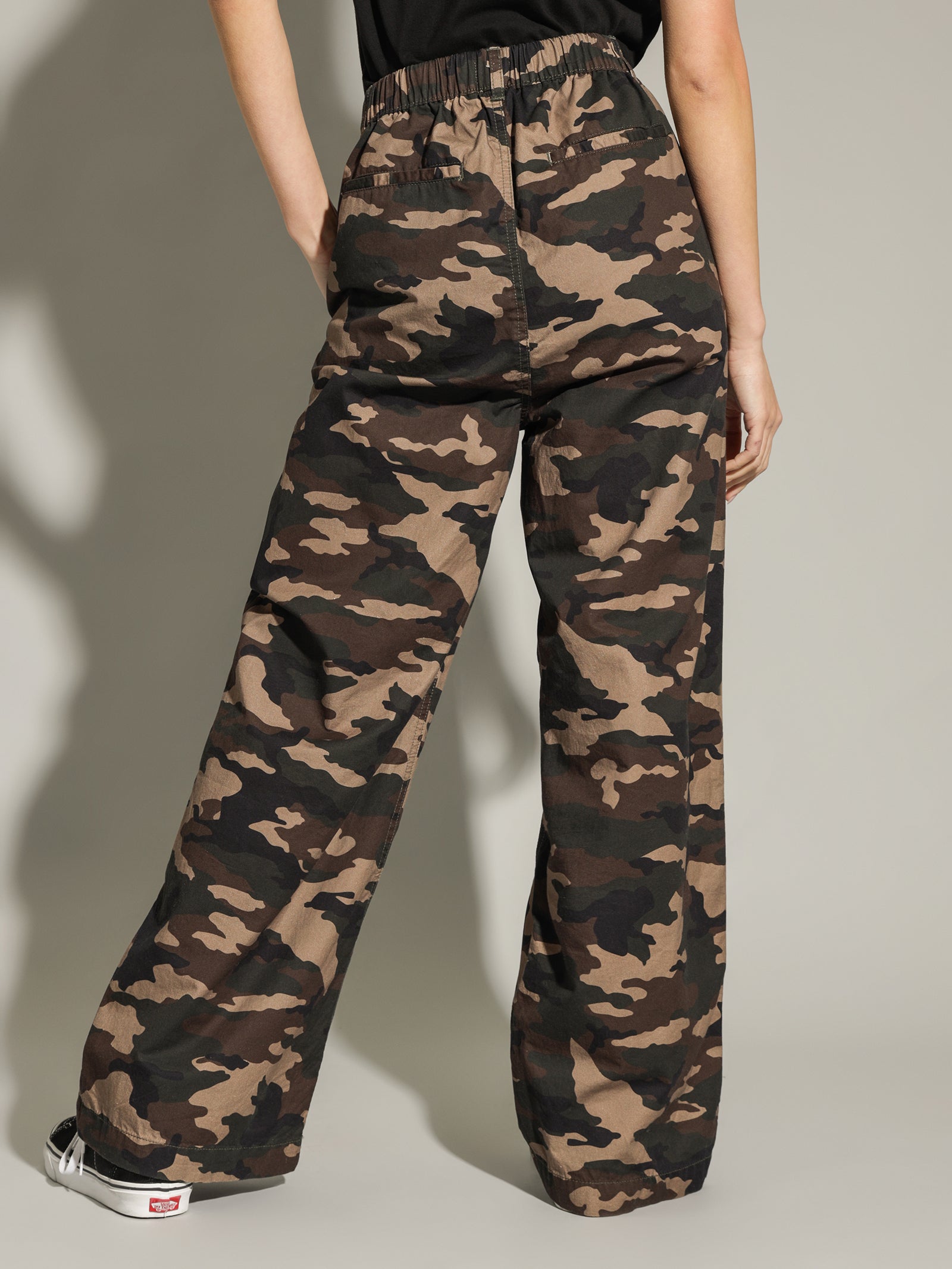 Easy Straight Pants in Camo