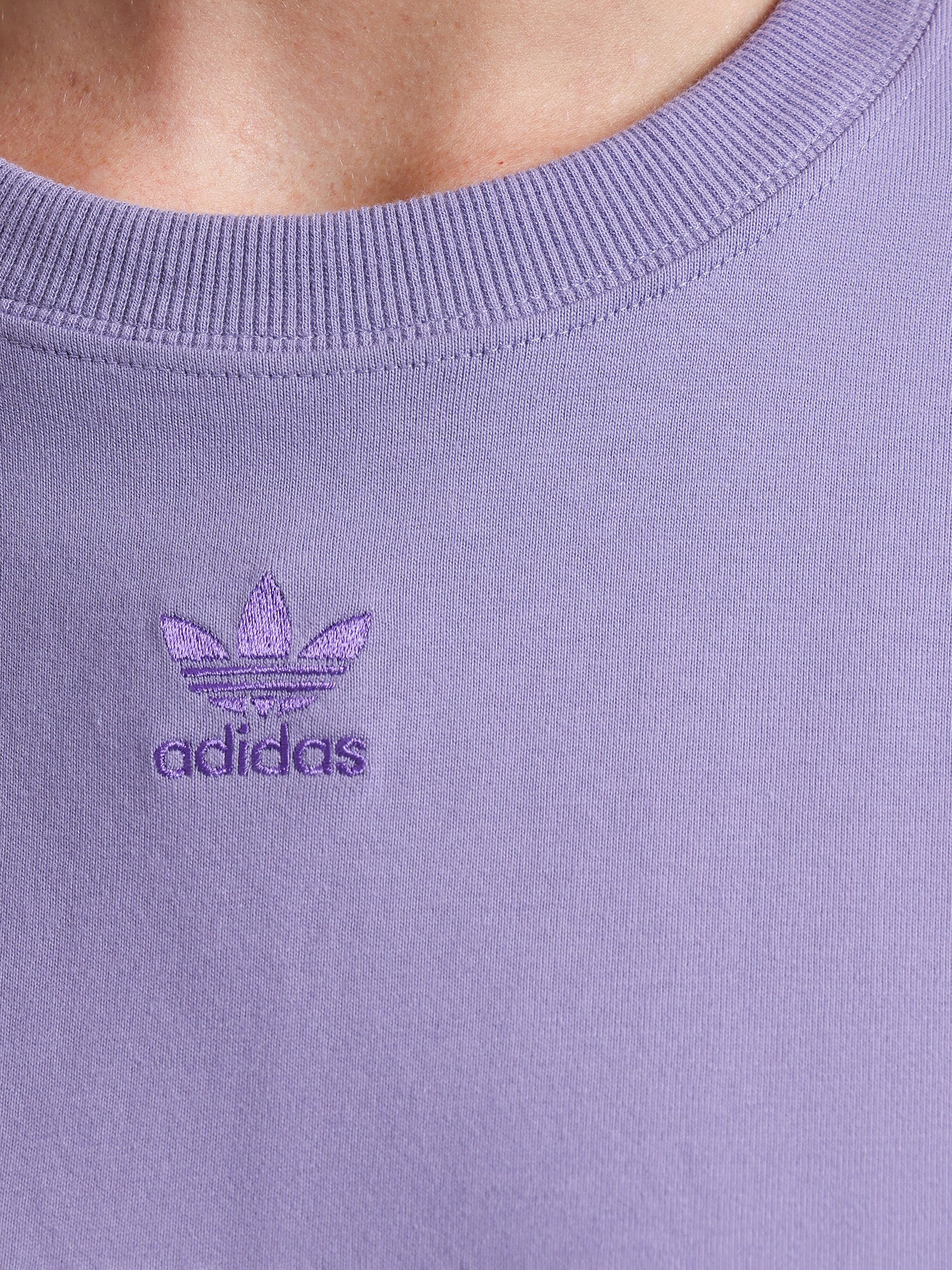 Adicolor Essentials T-Shirt in Lilac