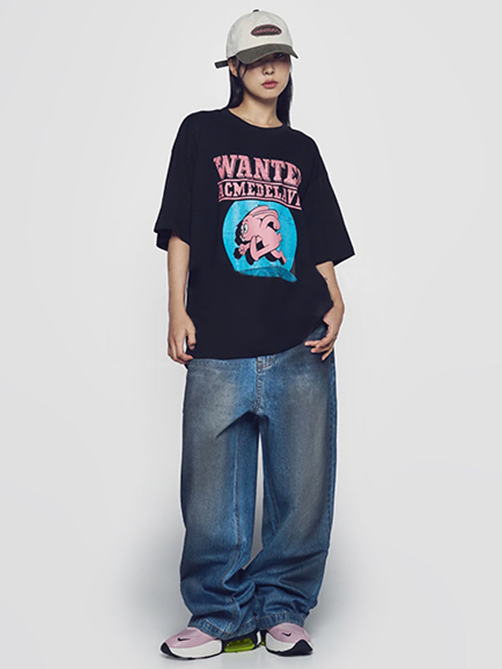 Wanted Rabbit Artwork Short Sleeve T-Shirt