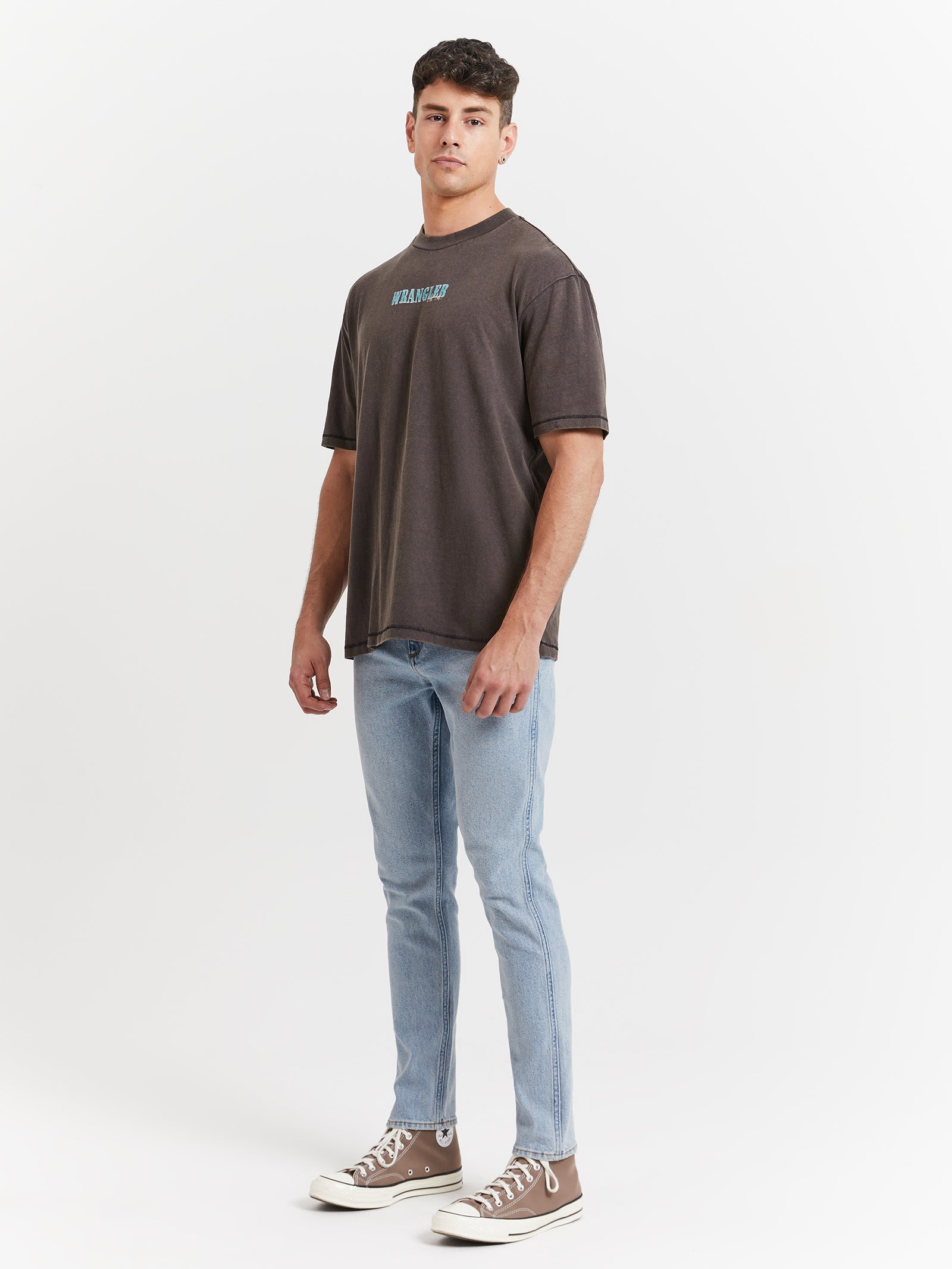 Jakey Pedro Rodeo Flower Slacker T-Shirt in Worn Black