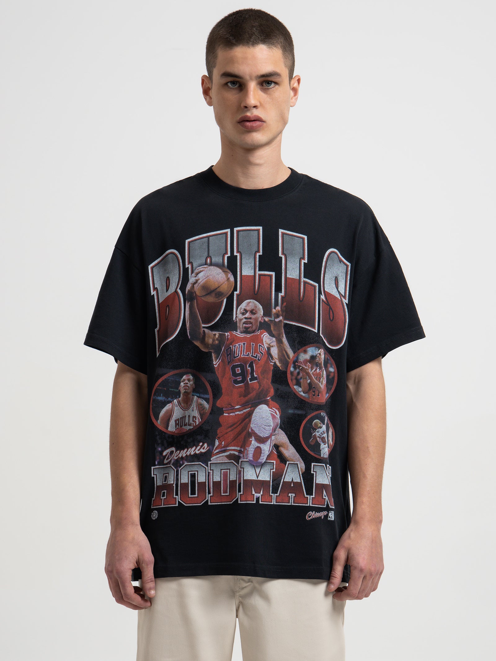 Dennis Rodman Chicago Bulls Photo Player T-Shirt in Black