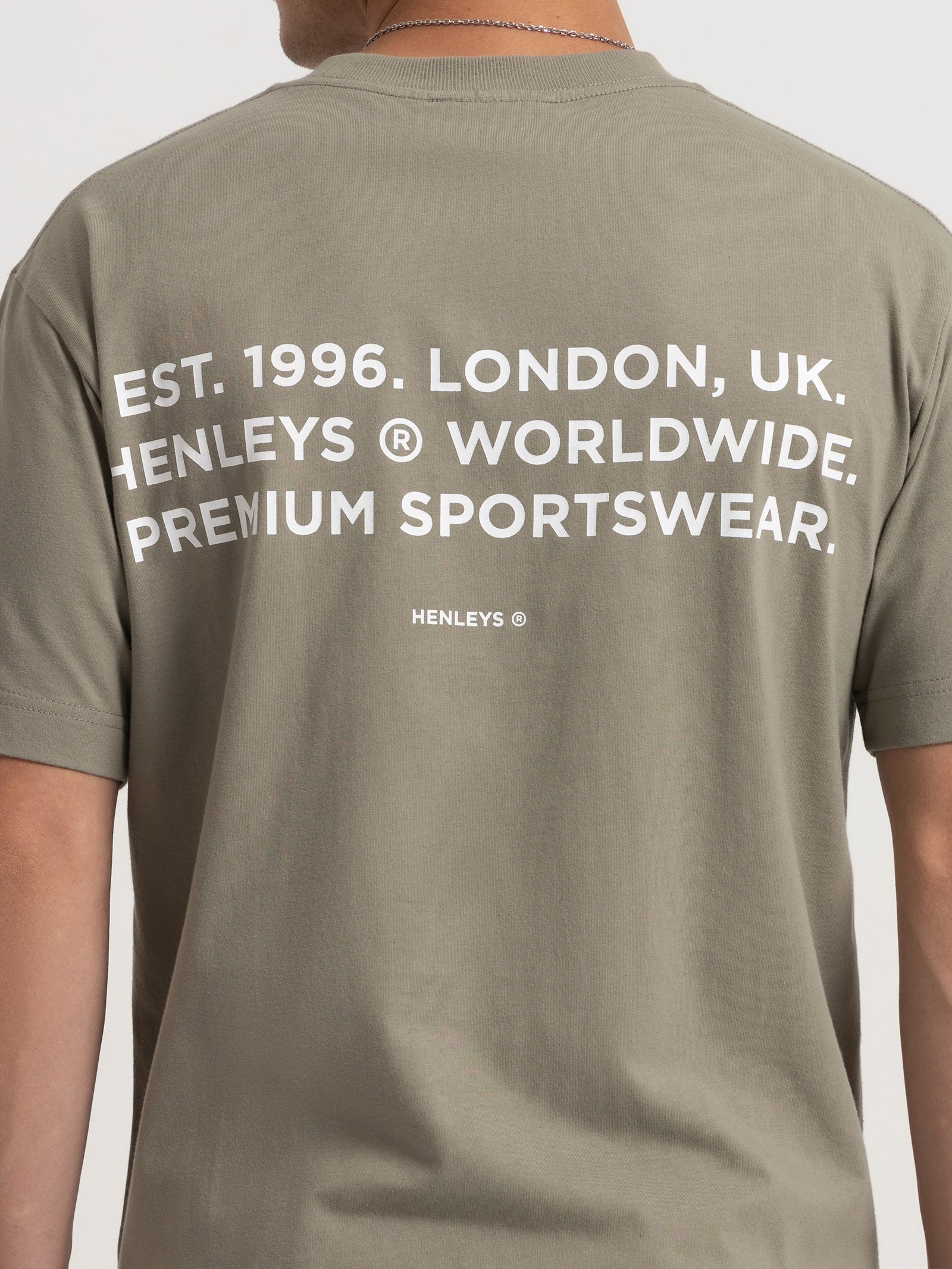 Team Spirit T-Shirt in Olive