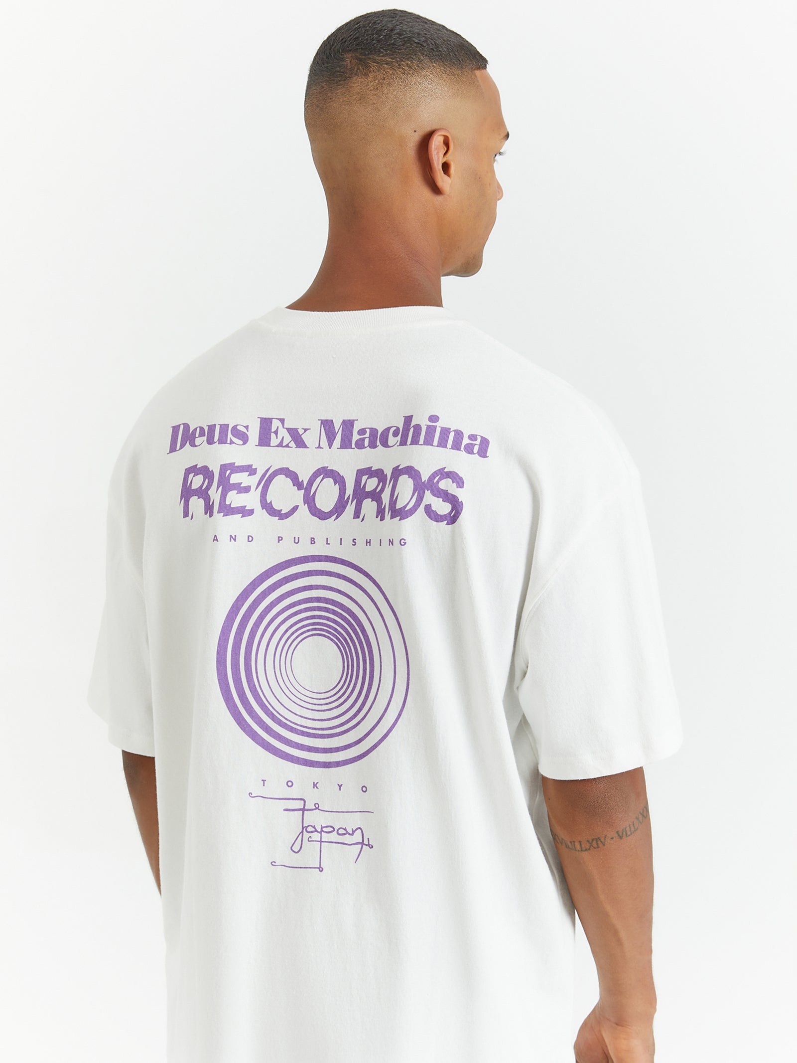 Sub Woofer T-Shirt in Vintage White & Lilac