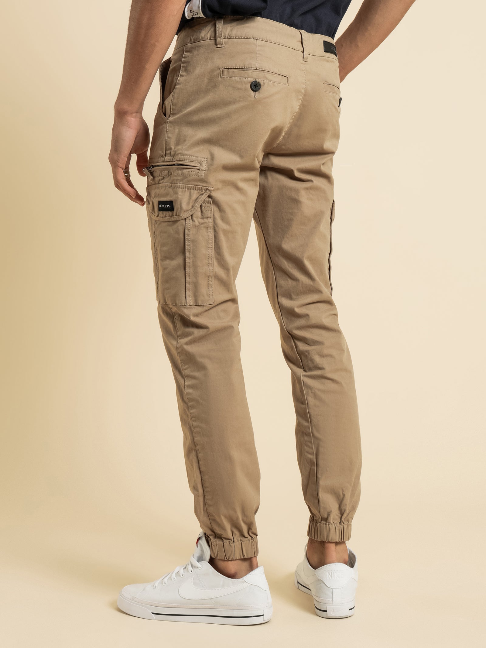 Eagle Pant in Desert Sand