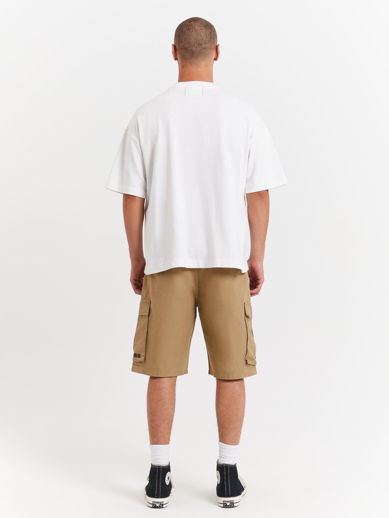 Fugitive Cargo Shorts in Dark Tan