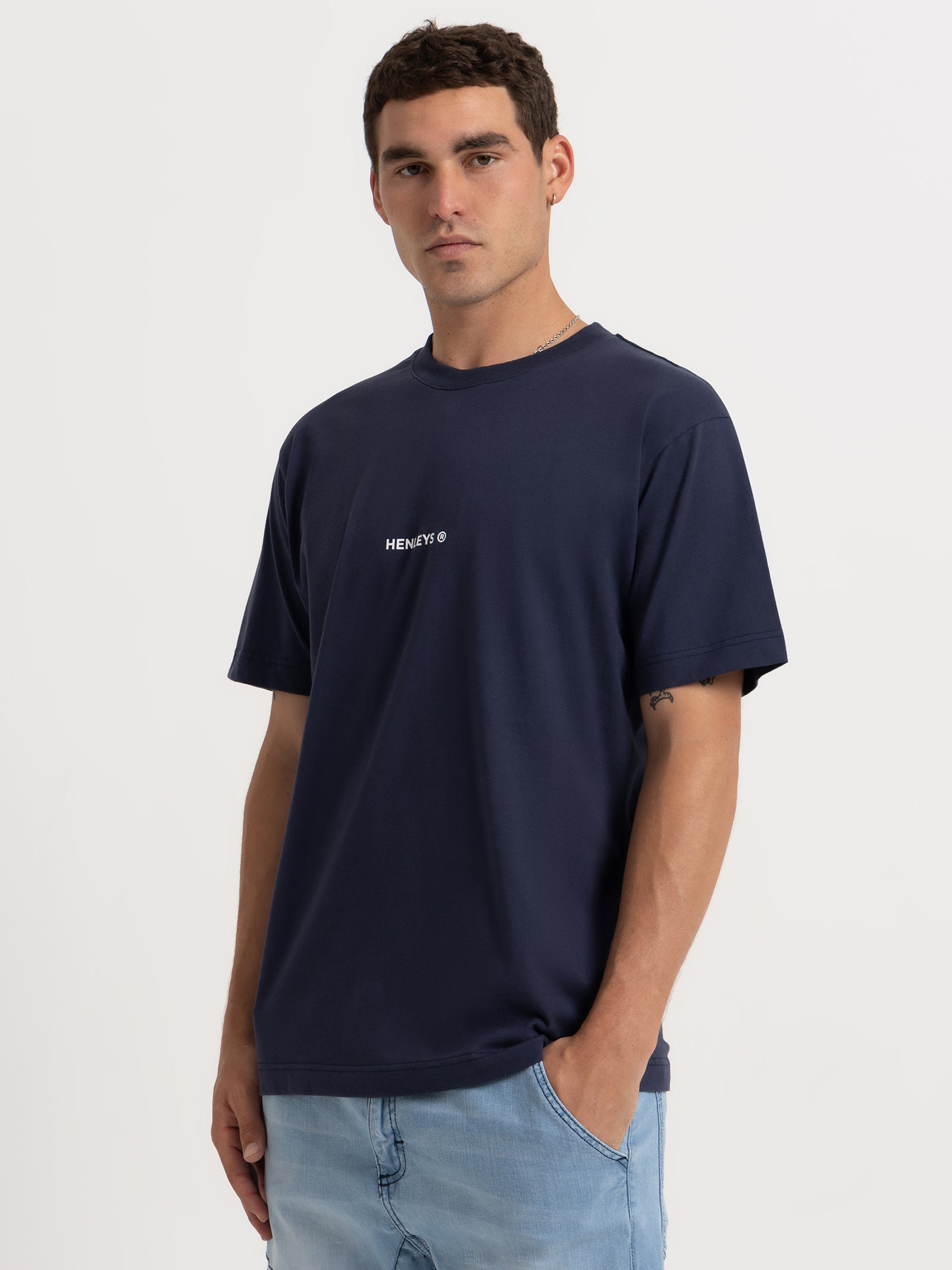 Team Spirit T-Shirt in Navy Blue