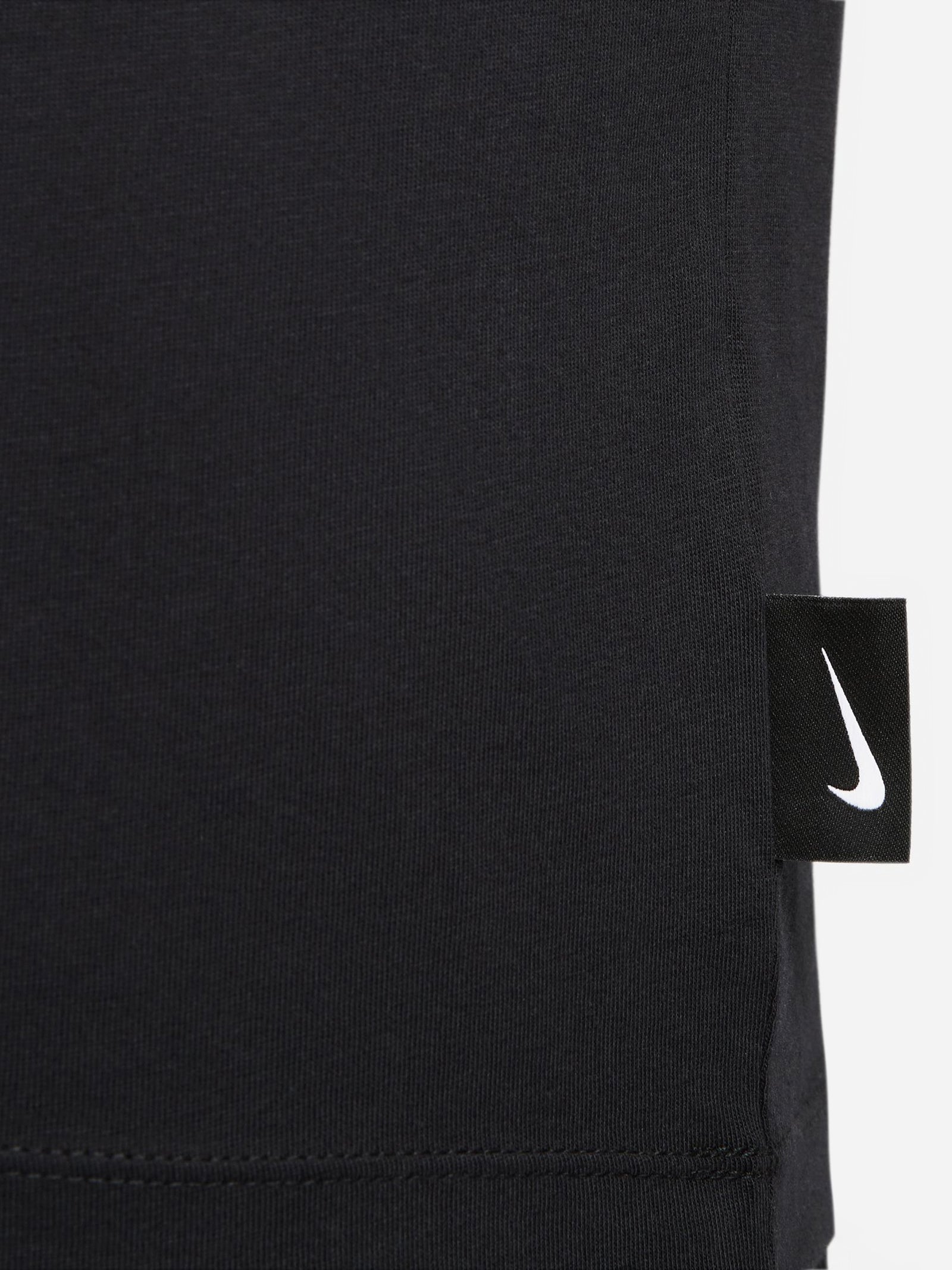 Sportswear Big Swoosh T-Shirt in Black