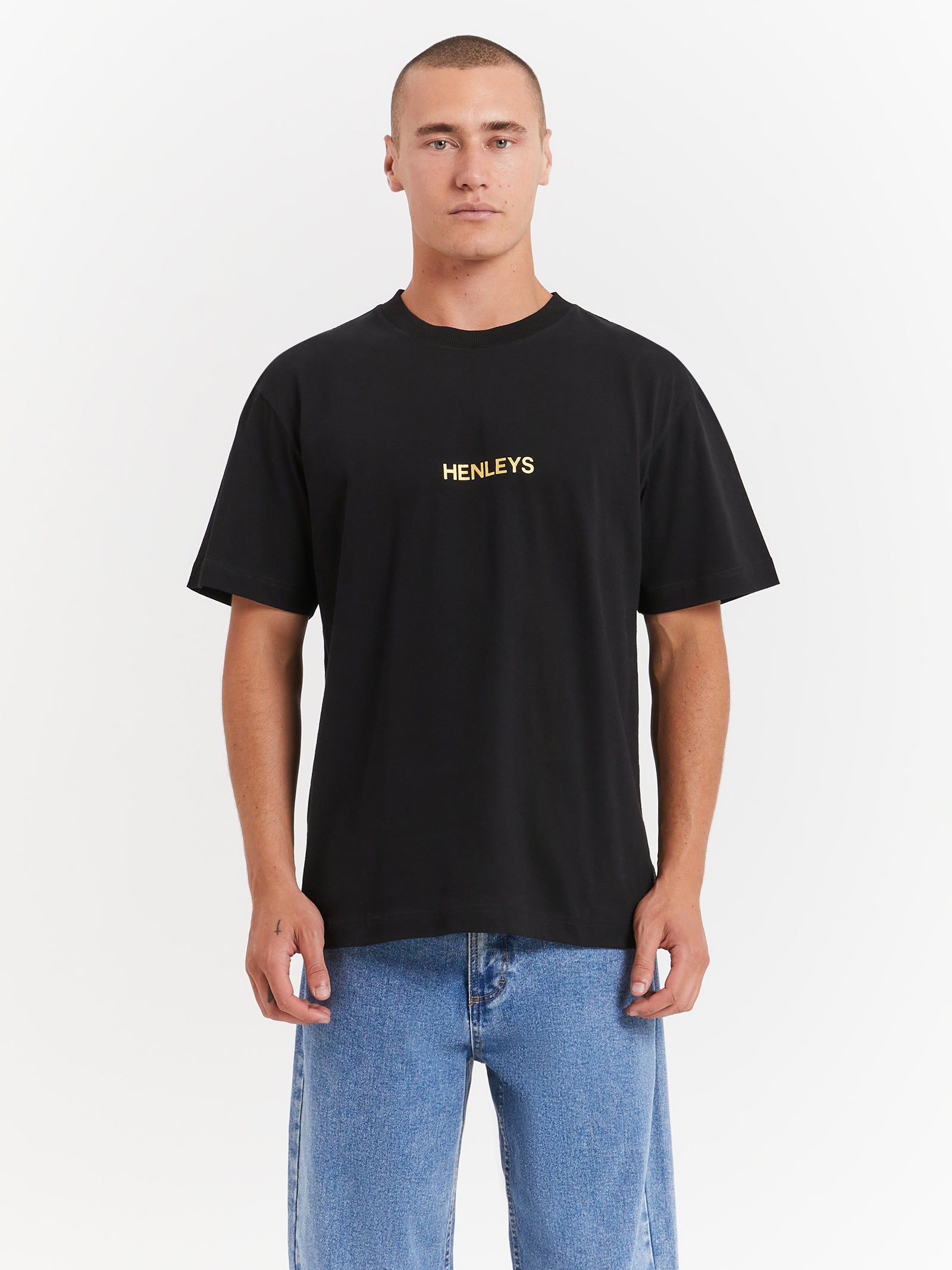 Statement T-Shirt in Black