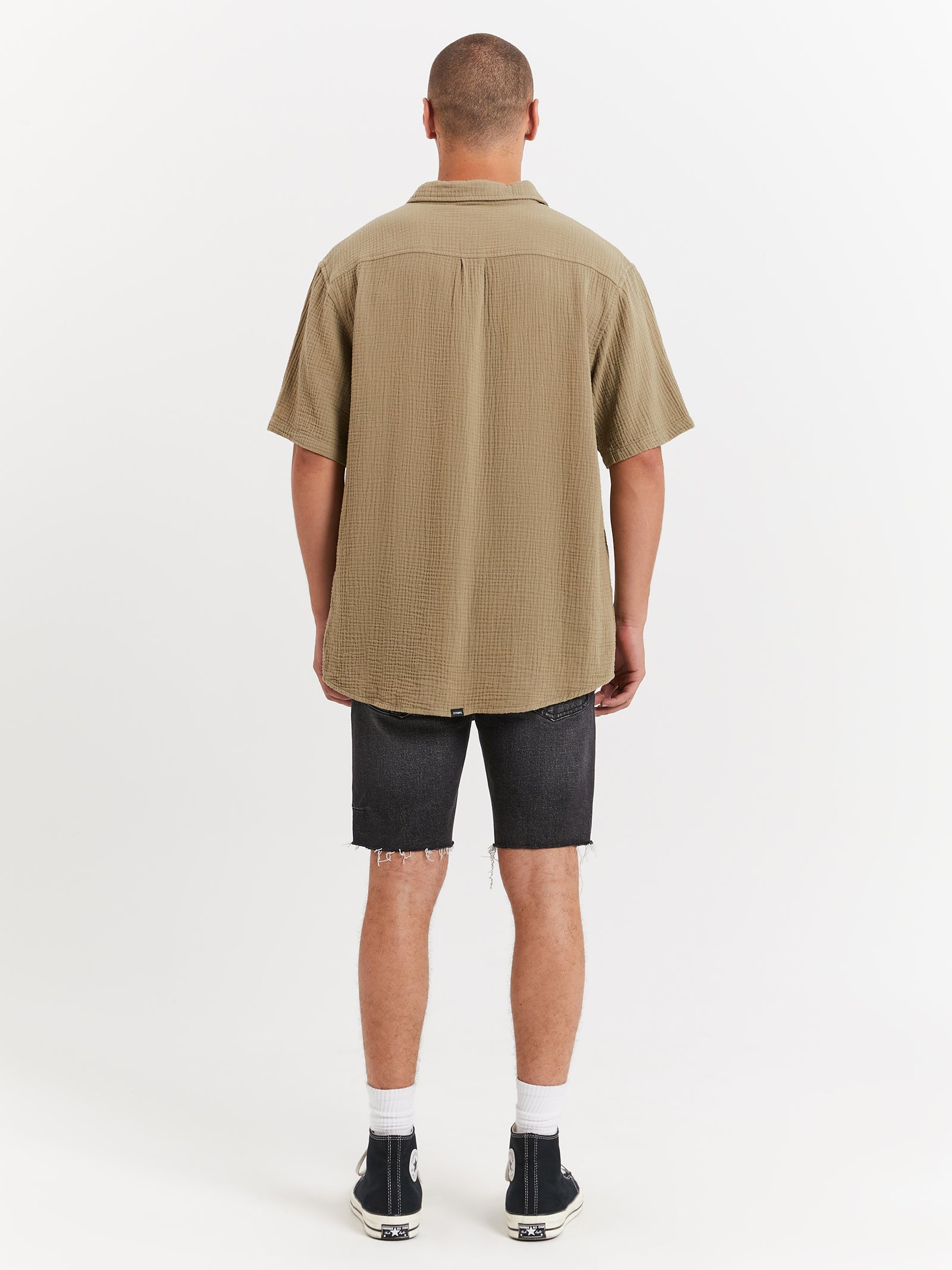 Minimal Seersucker Short Sleeve Shirt in Aloe