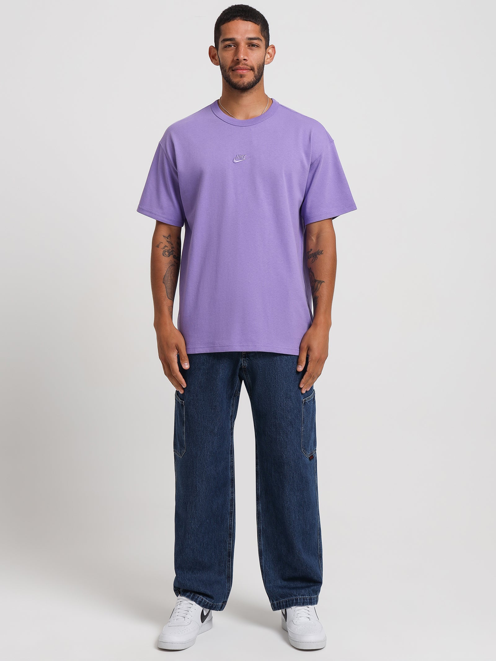 Sportswear Premium Essentials T-Shirt in Space Purple