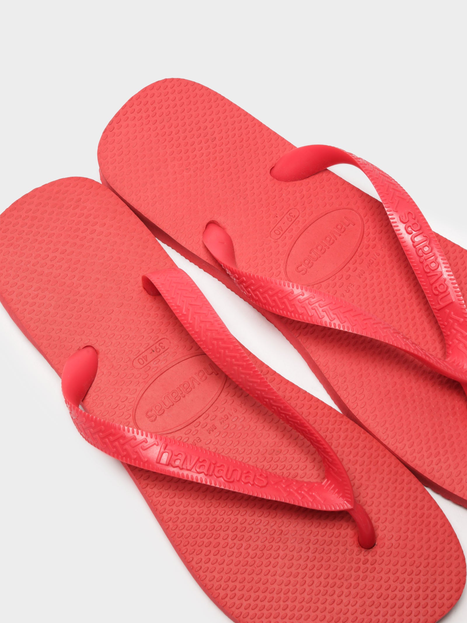 Havaianas Top Thongs in Red