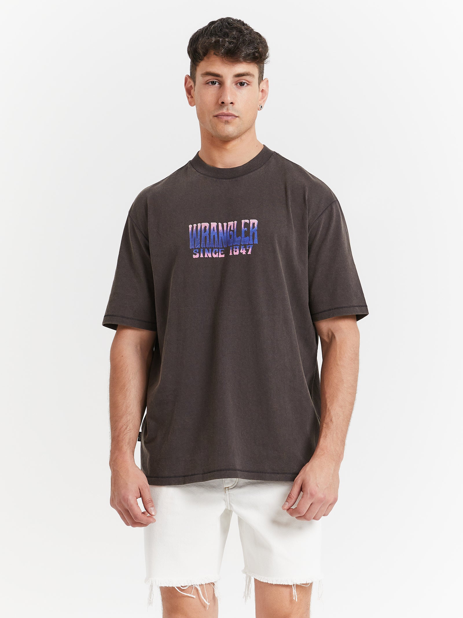 Mind Mirage Slacker T-Shirt in Worn Black