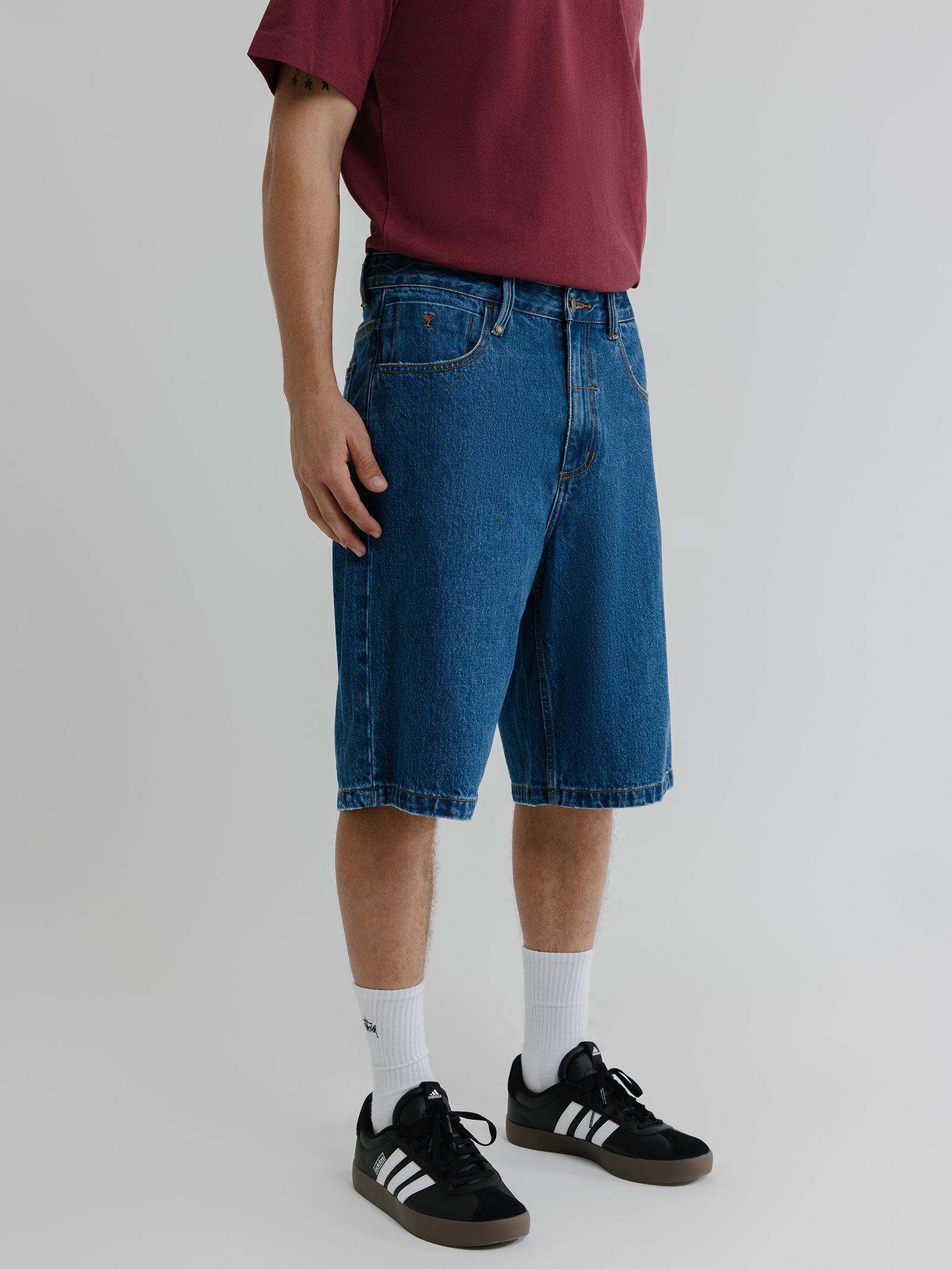 Big Slacker Lifted Embro Shorts