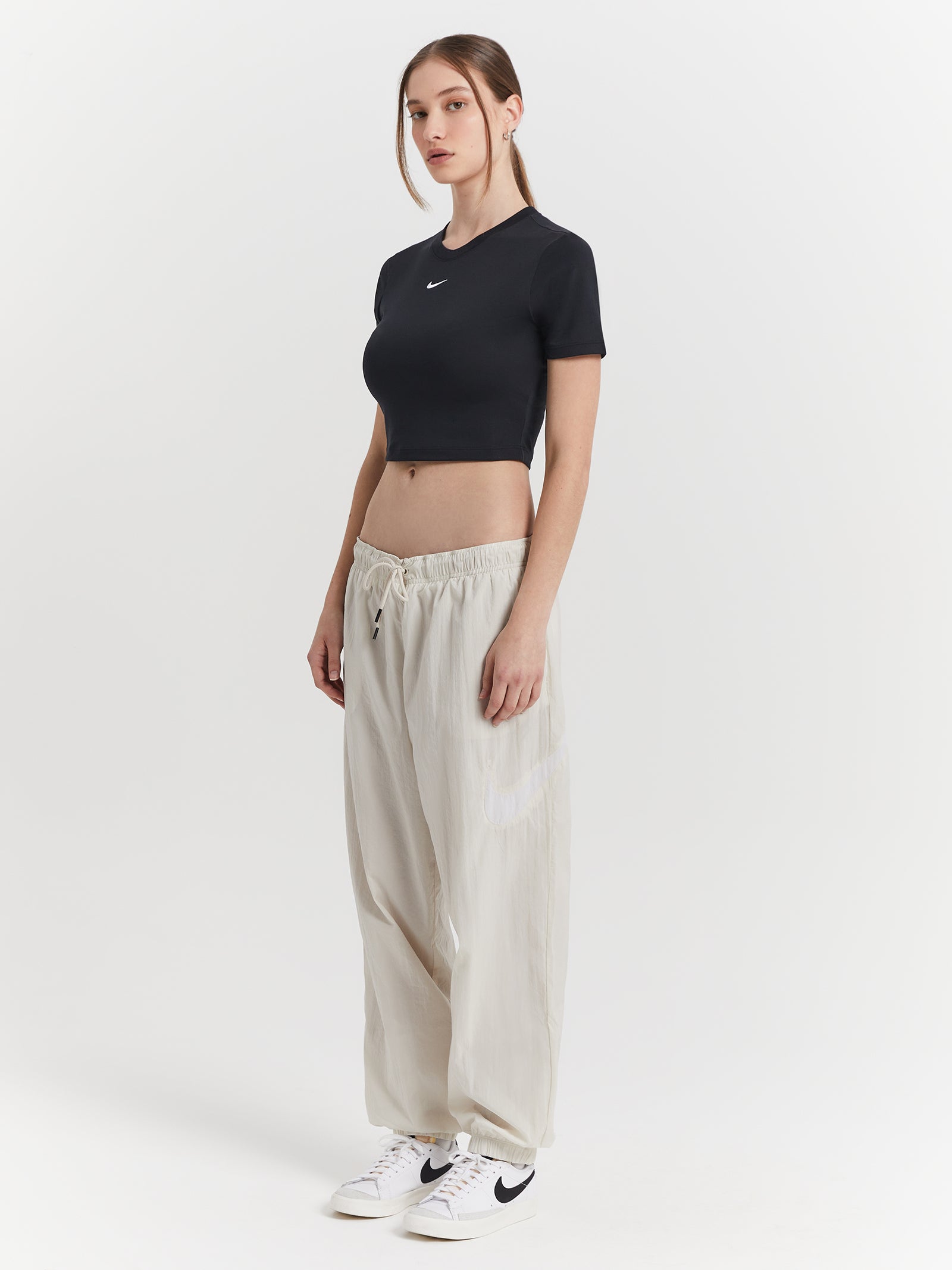 Sportswear Essentials Mid Rise Pants in Lt Orewood