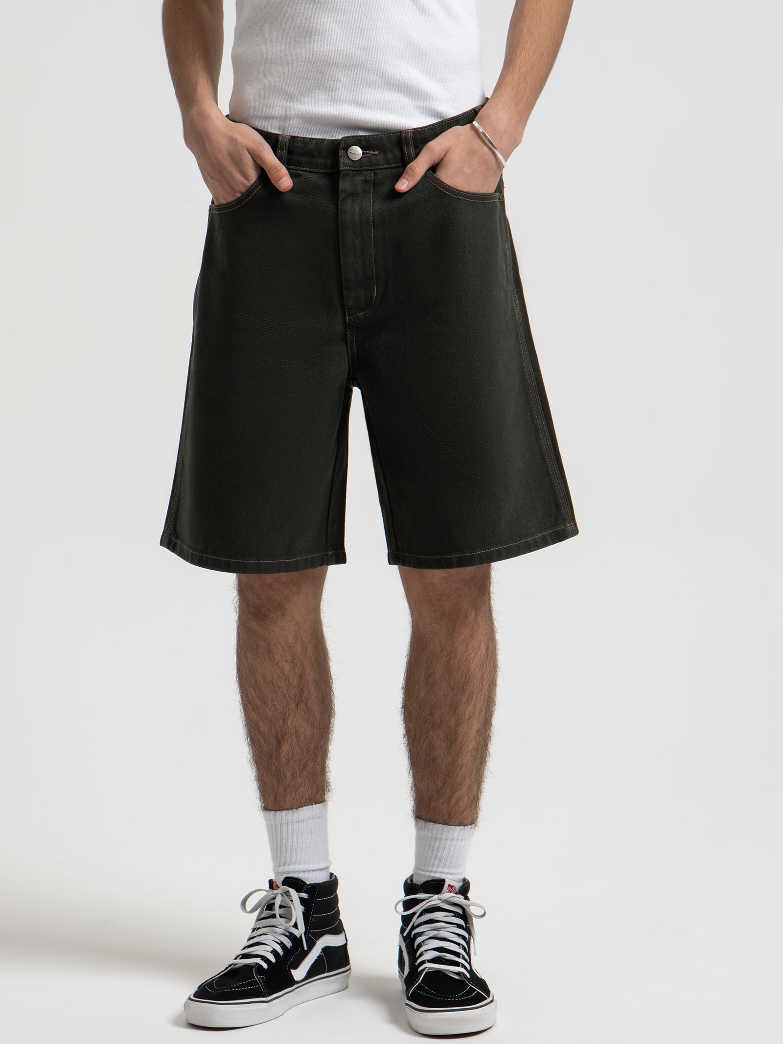 Lounger Denim Shorts in Jungle Black