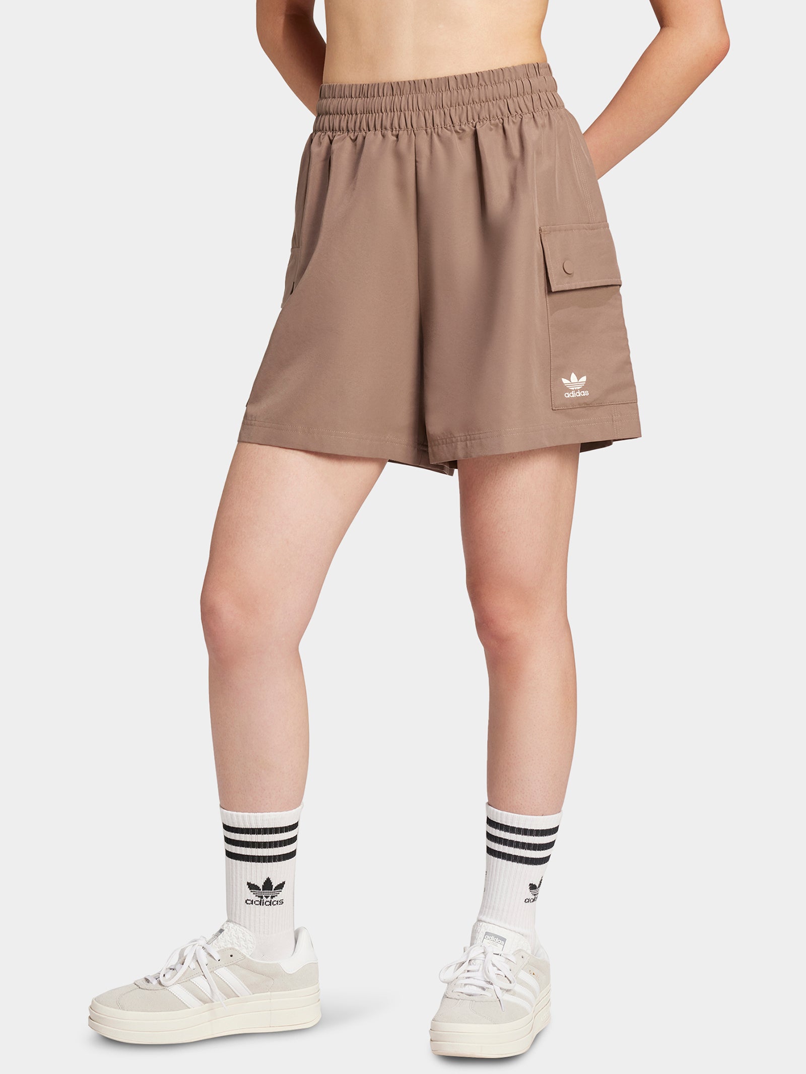 Ess C Shorts