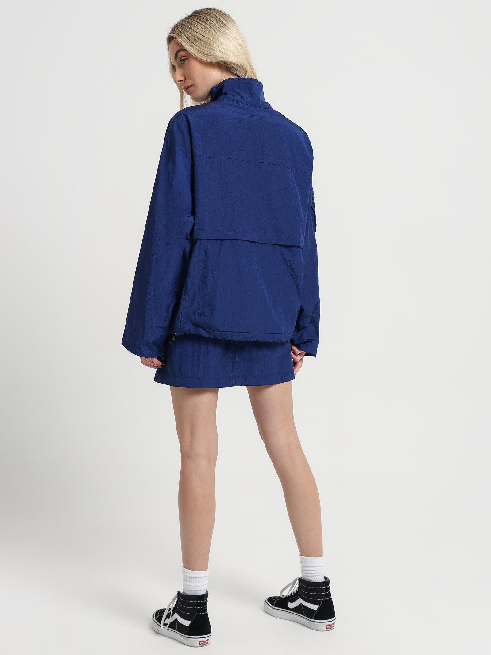 Connekt Convertable Zip-Off Pullover in Midnight Blue