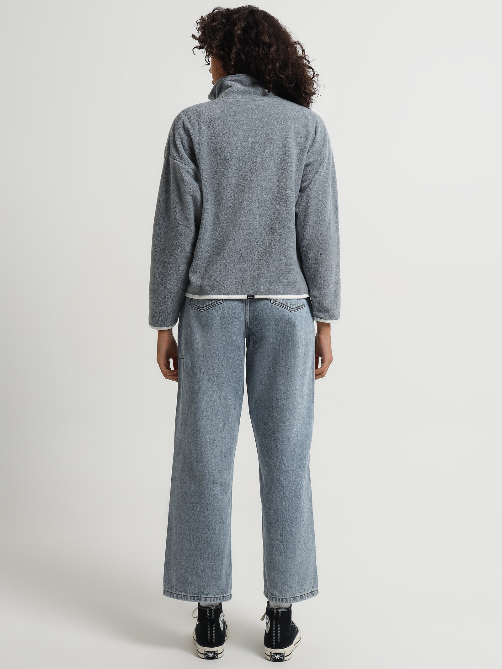 Minimal Thrills Crew Sweat in Grey Marle