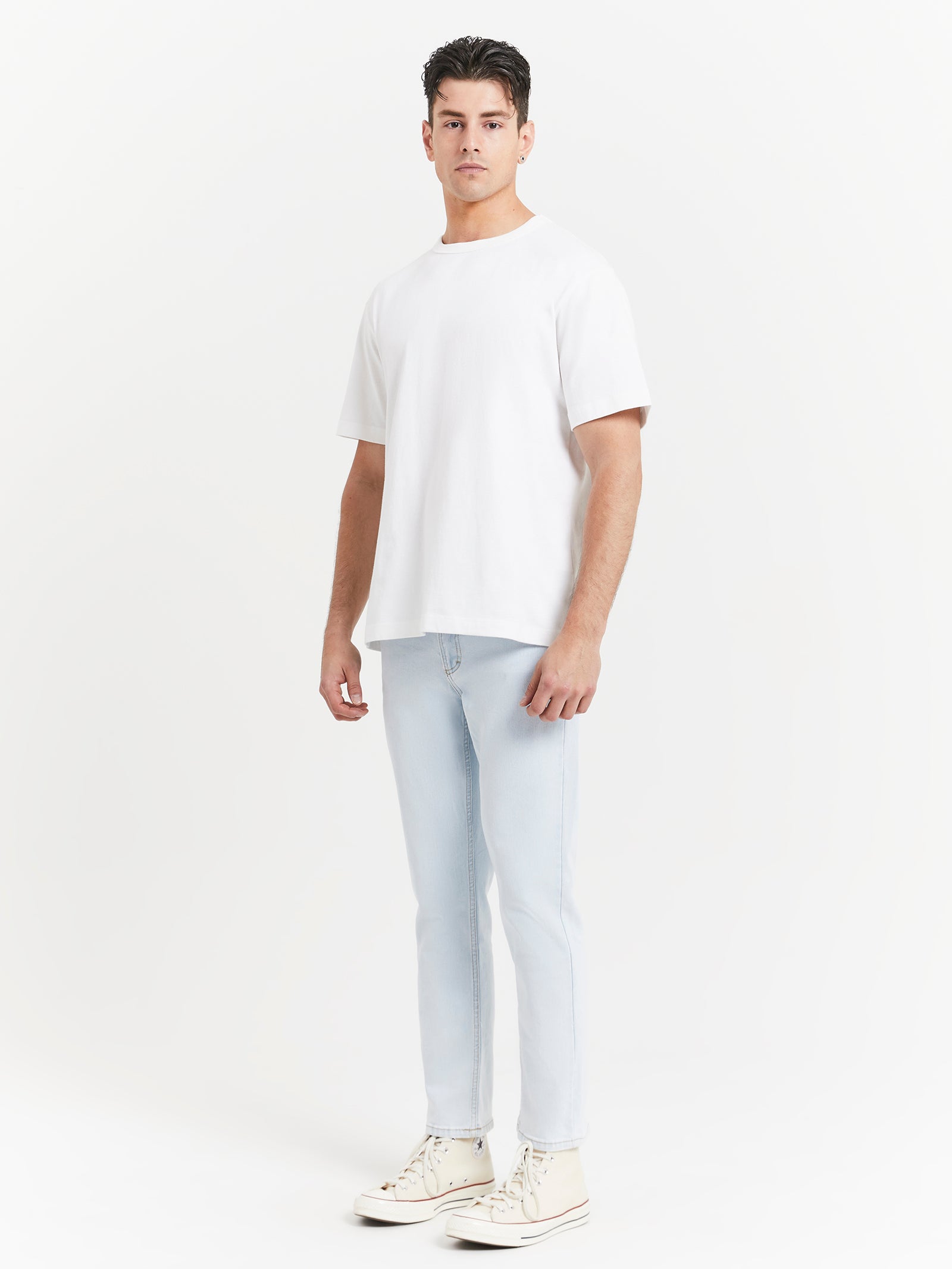 Niko Slim Jeans in Bleach Blue