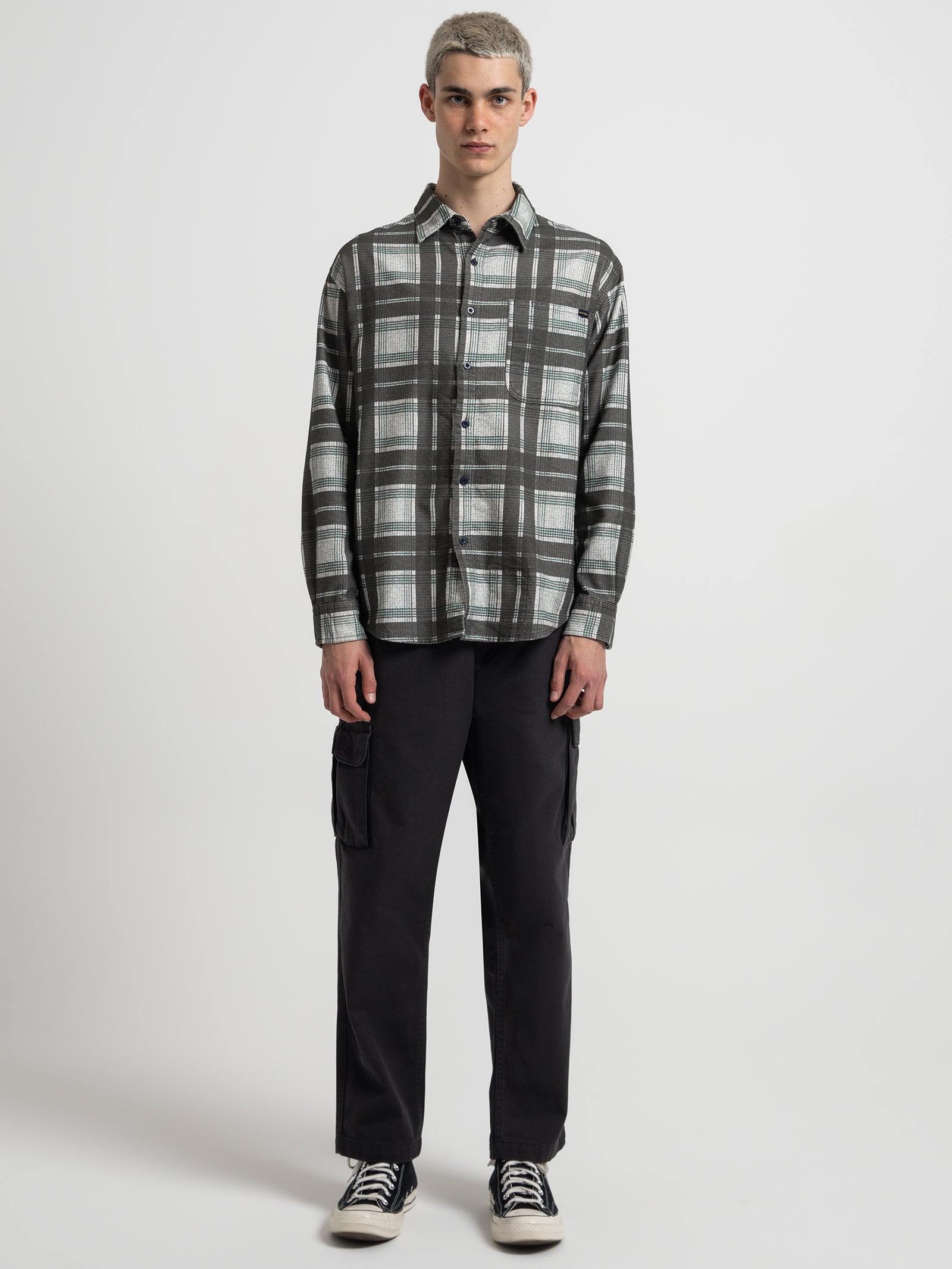 Hard Yakka Flannel Shirt in Charcoal Plaid