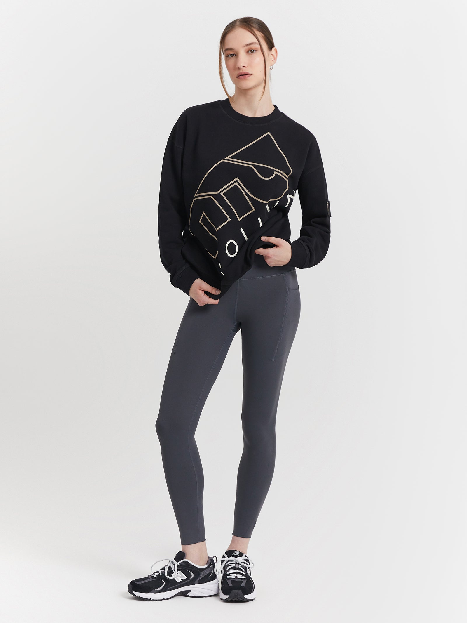 Alta Sweat in Black