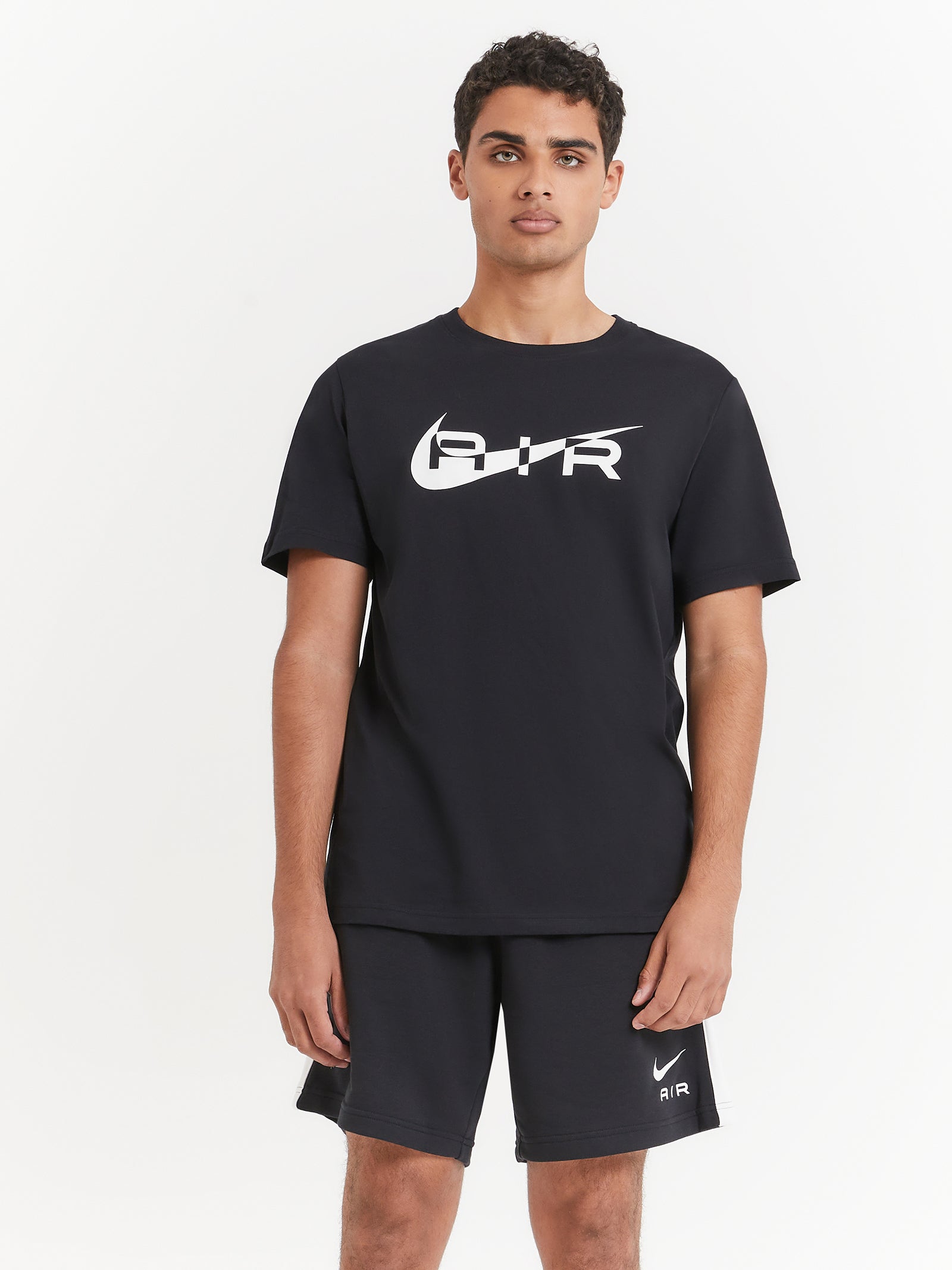 Sportswear Air Graphic T-Shirt in Black