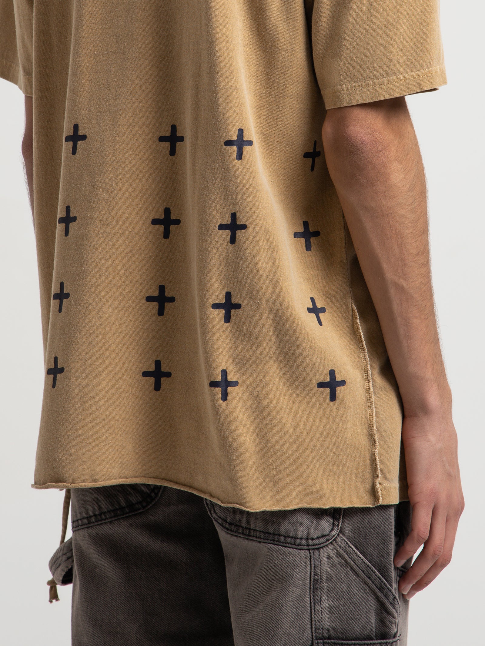 4x4 Biggie T-Shirt in Tan