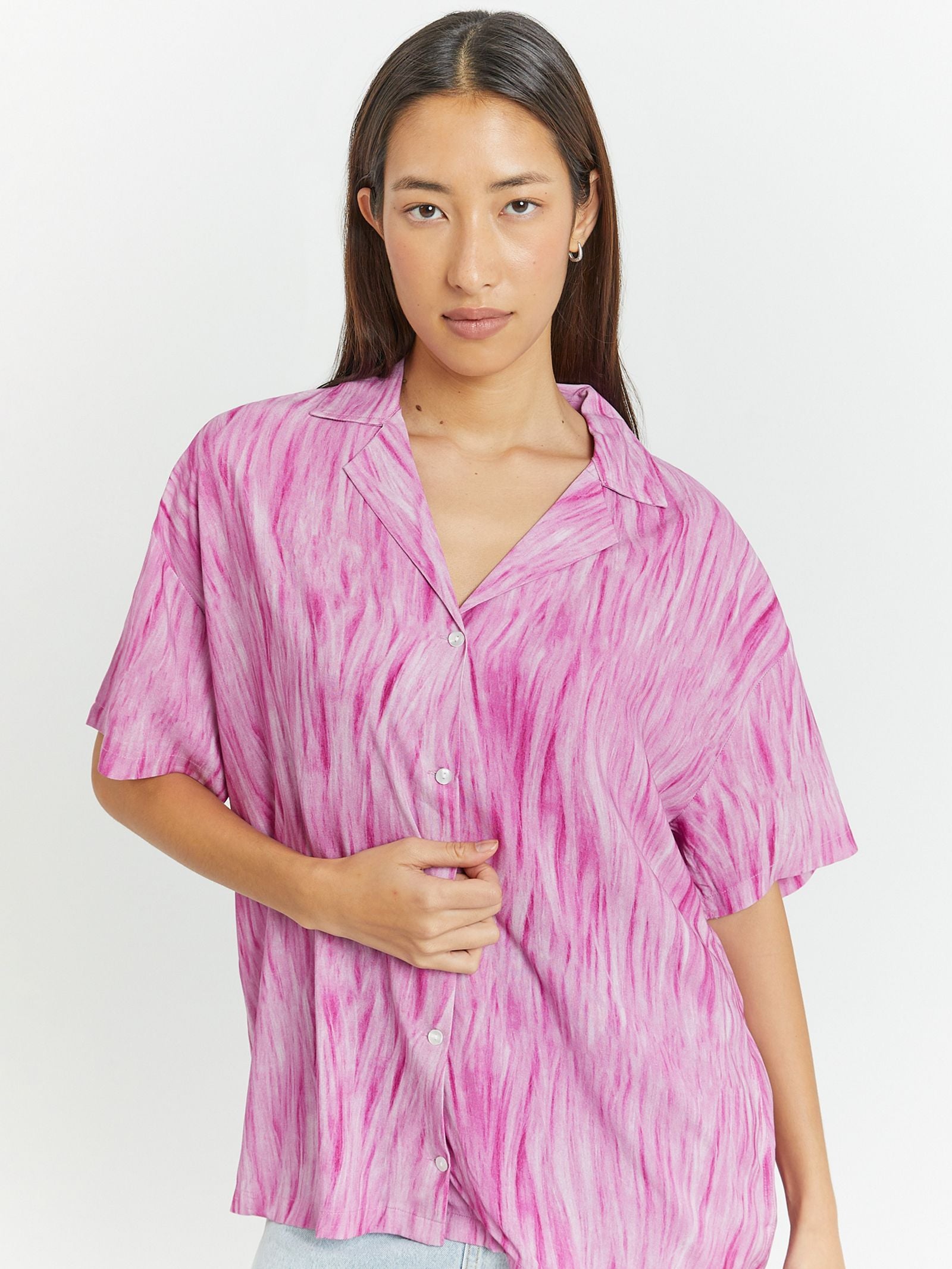 Animal Rayon Short Sleeve Shirt