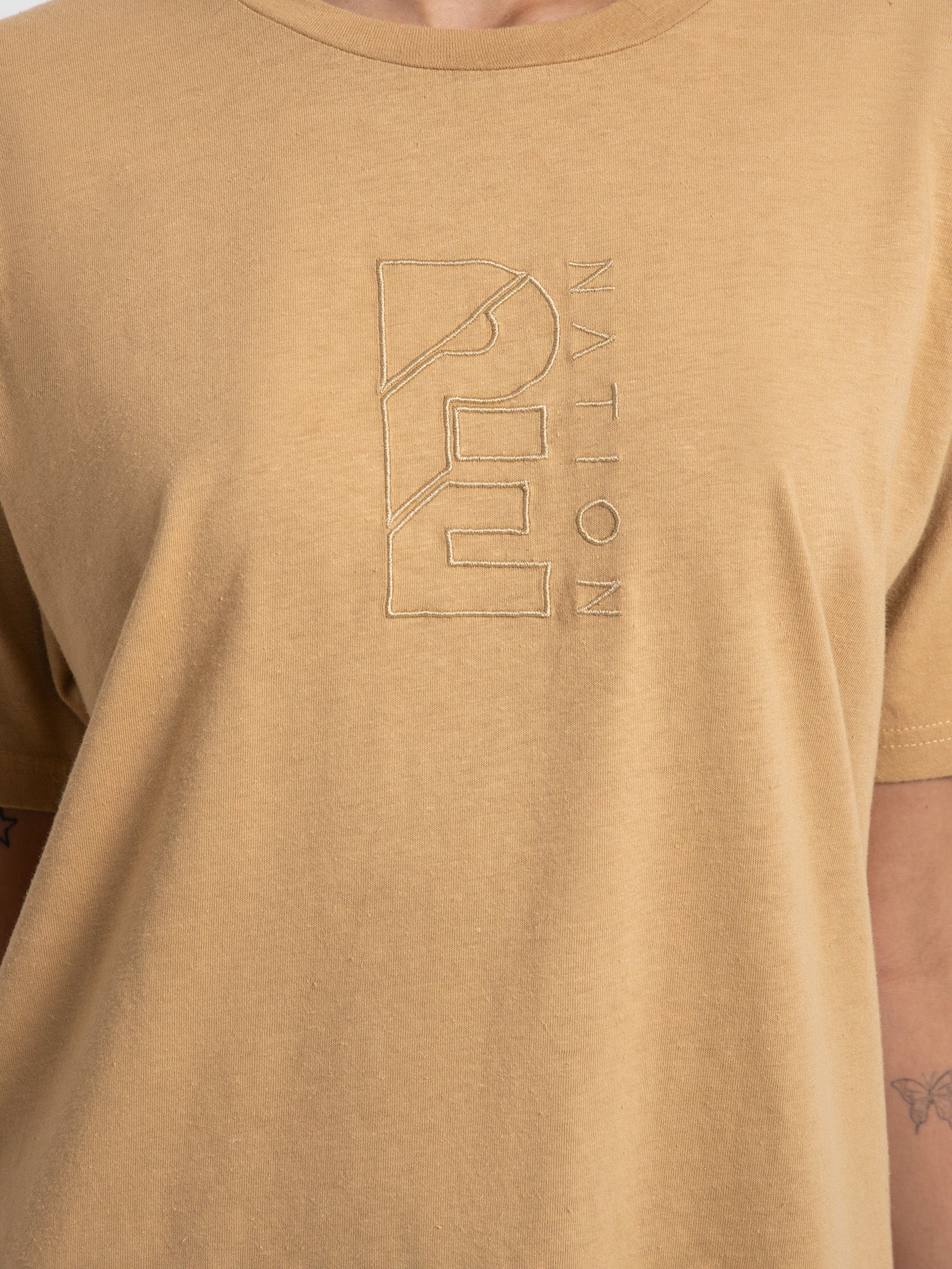 Augusta T-Shirt in Sand