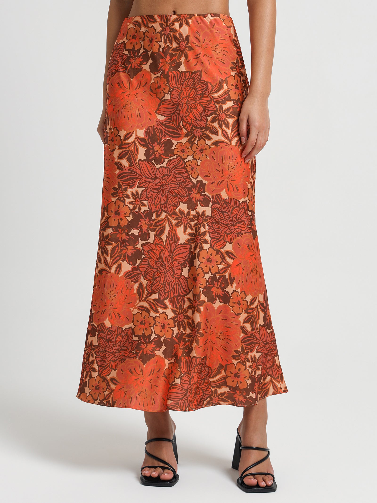 Adalyn Midi Skirt in Kensington