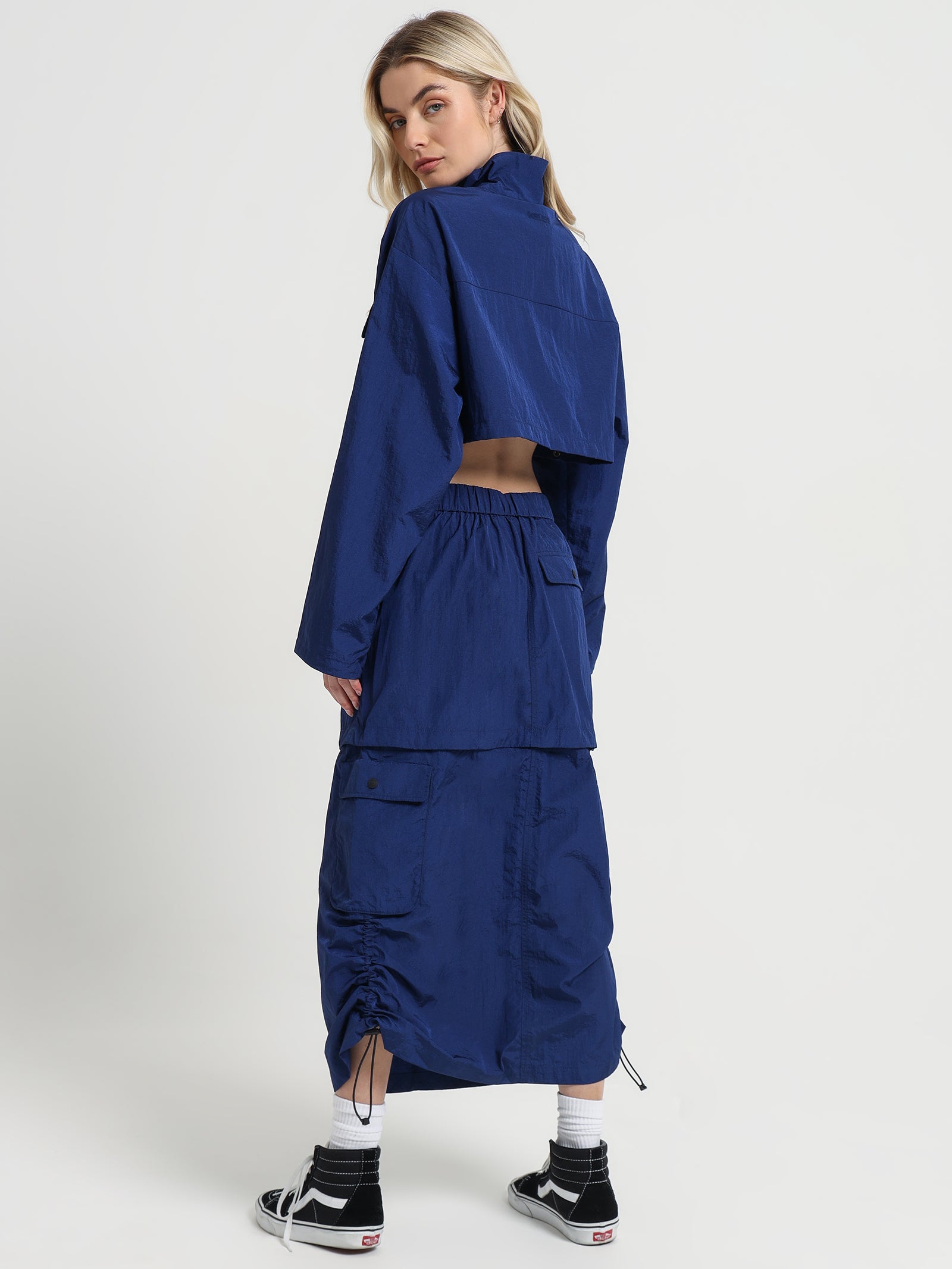 Connekt Convertible Zip-Off Skirt in Midnight Blue