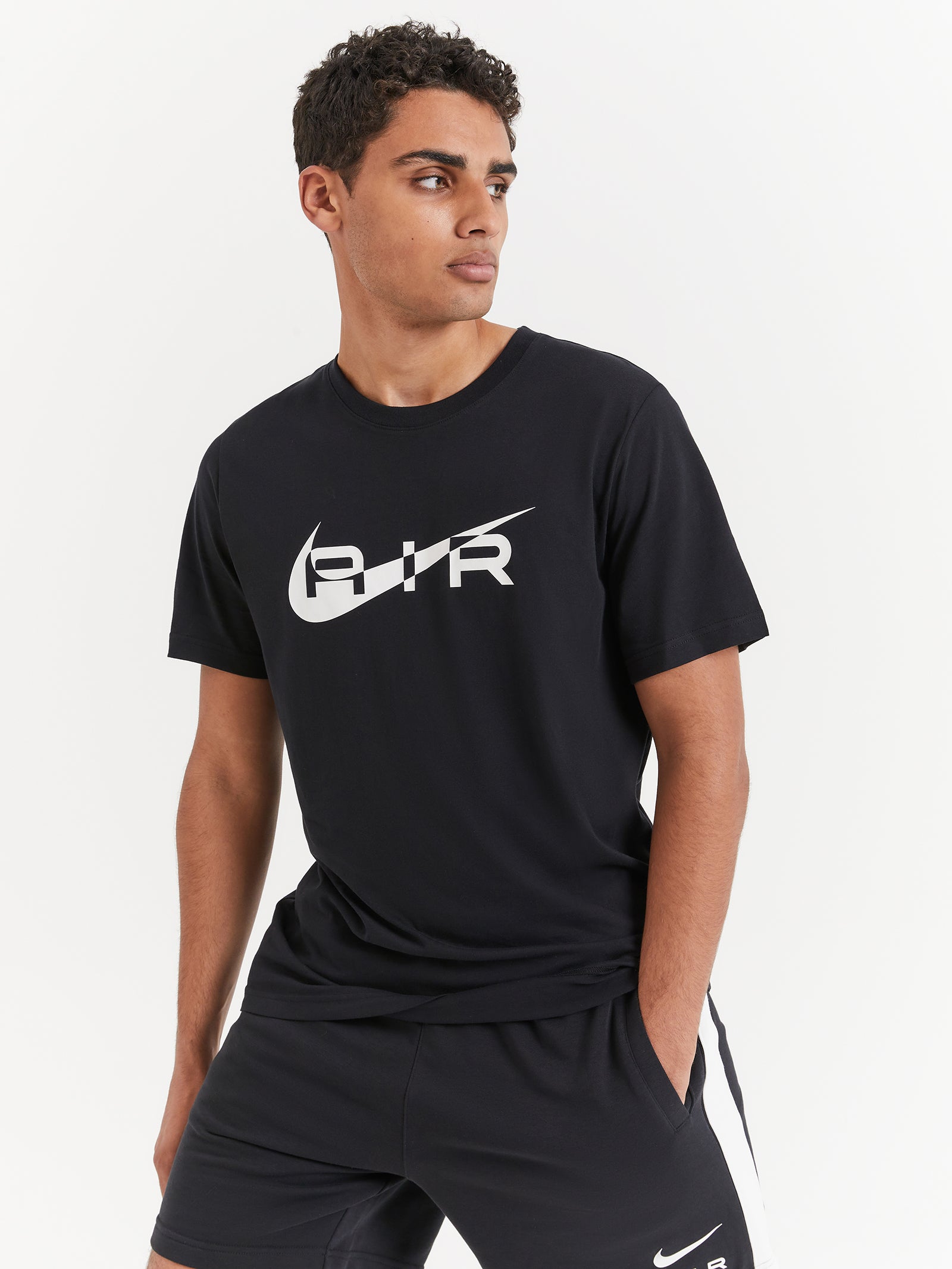 Sportswear Air Graphic T-Shirt in Black