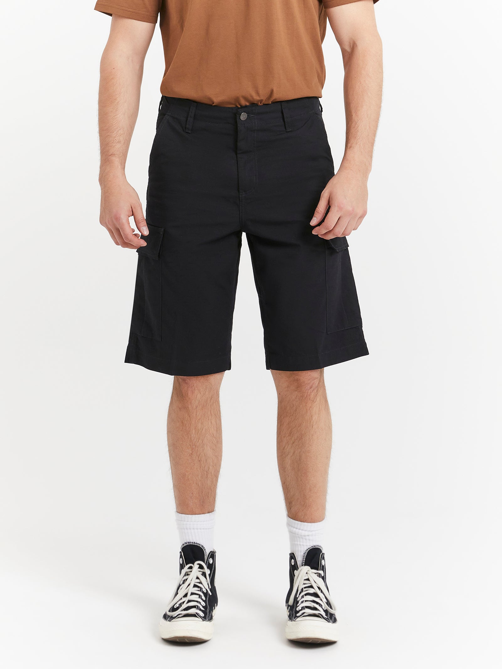 Regular Cargo Shorts in Black