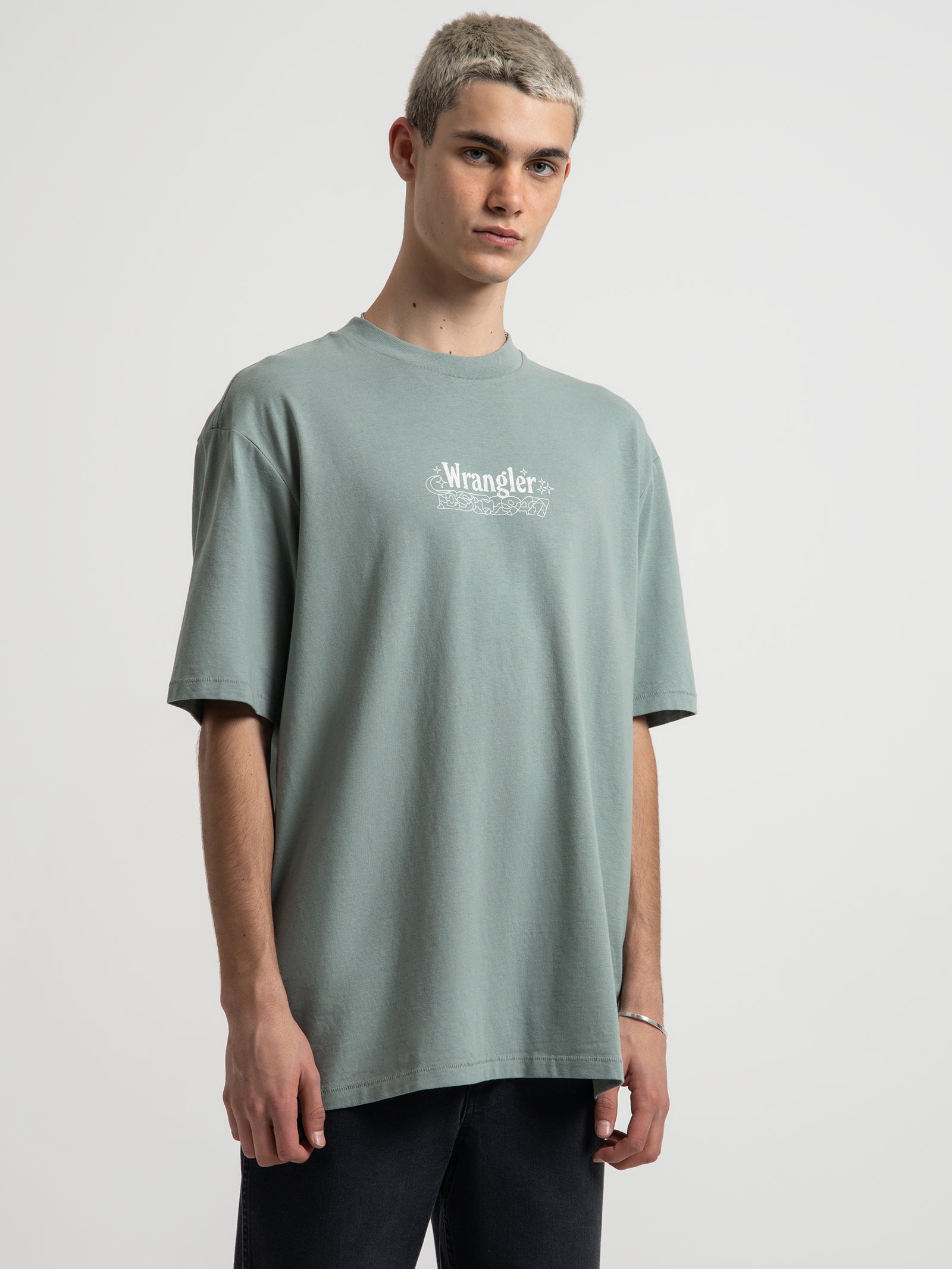 Shroom Fields Slacker T-Shirt in Jade Green