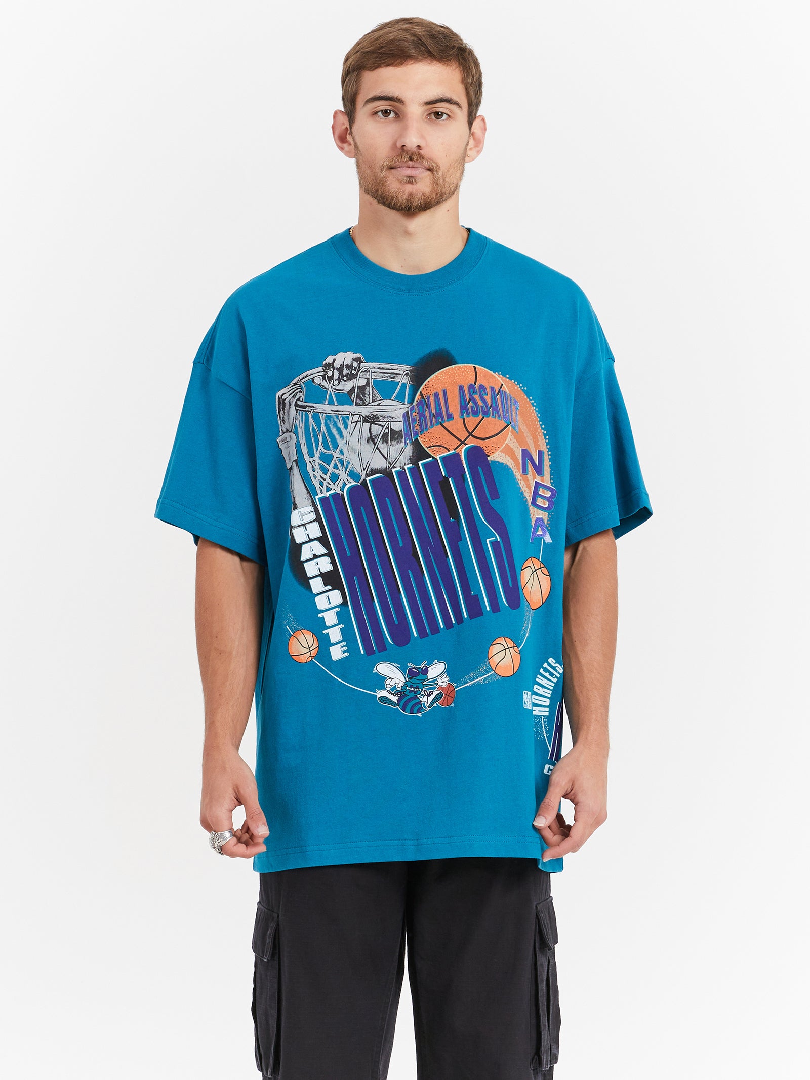 Charlotte Hornets Aerial Assault T-Shirt in Teal