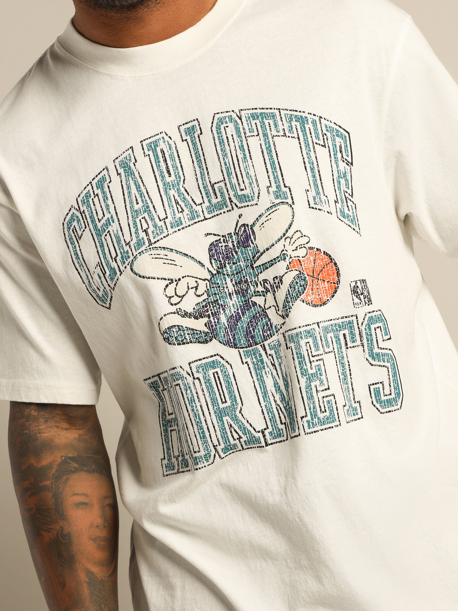 Charlotte Hornets T-Shirt in Vintage White