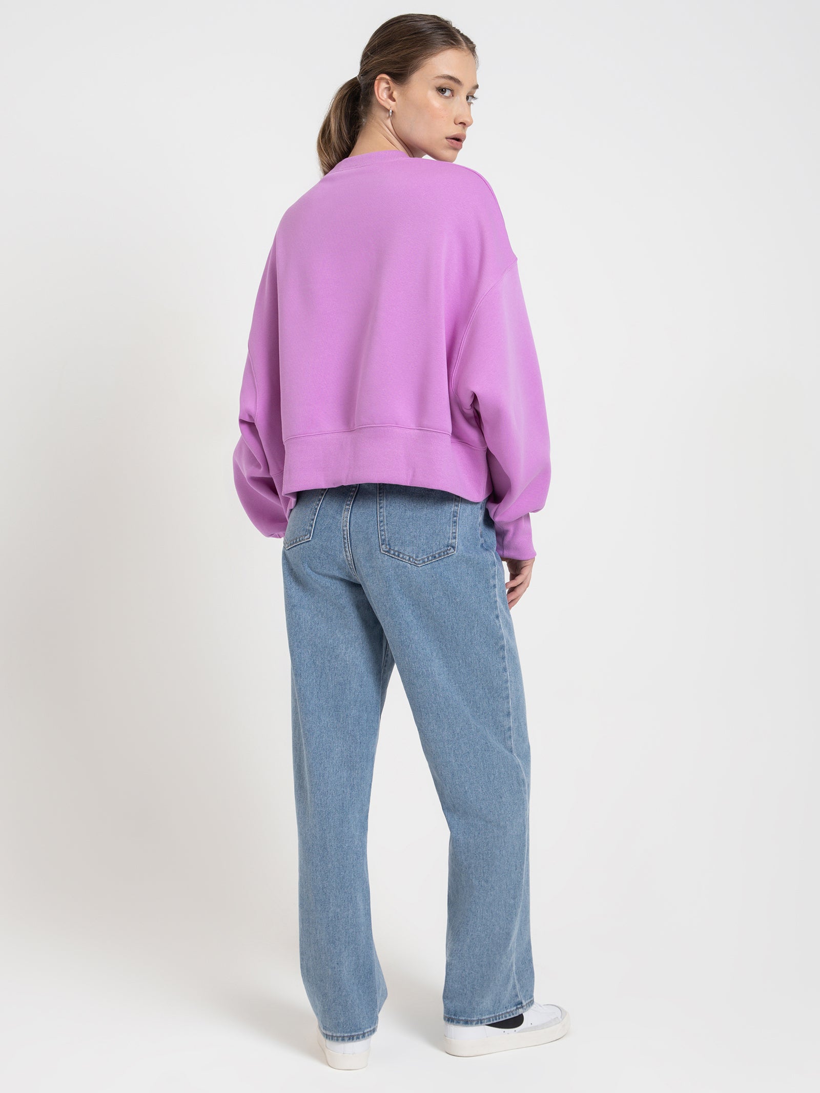 Sportswear Phoenix Fleece Over Oversized Crew Neck Sweatshirt in Rush Fuschia