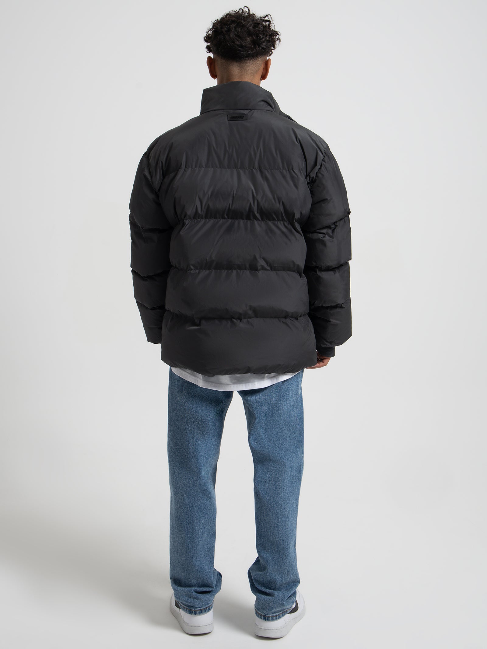 The Johnson Puffer Jacket in Midnight Sky