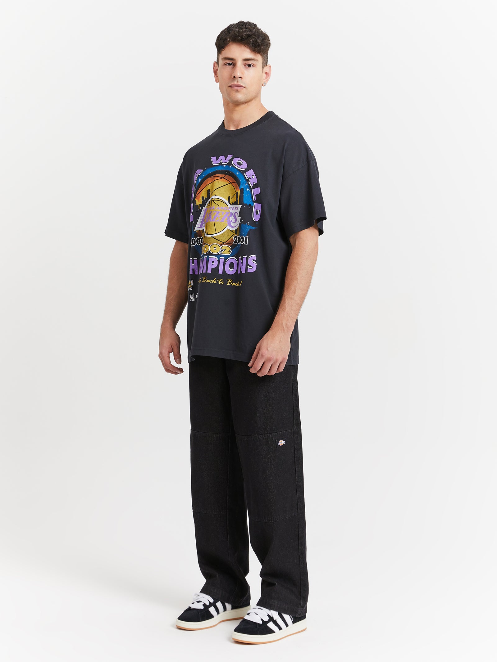 Finals Champions Lakers T-Shirt in Faded Black