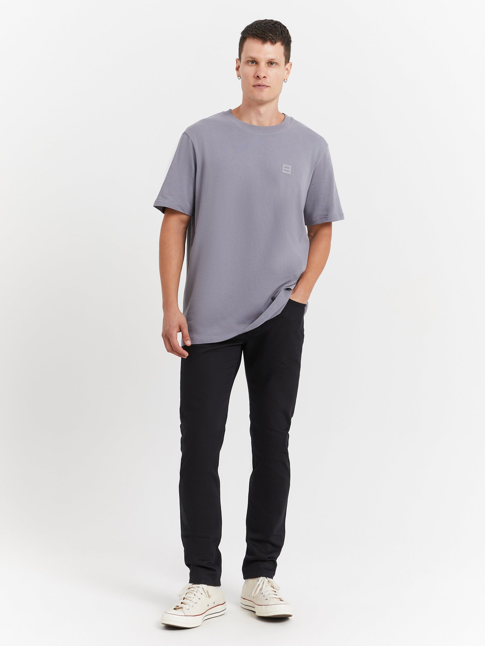 Neuw Premium T-Shirt in Washed Graphite