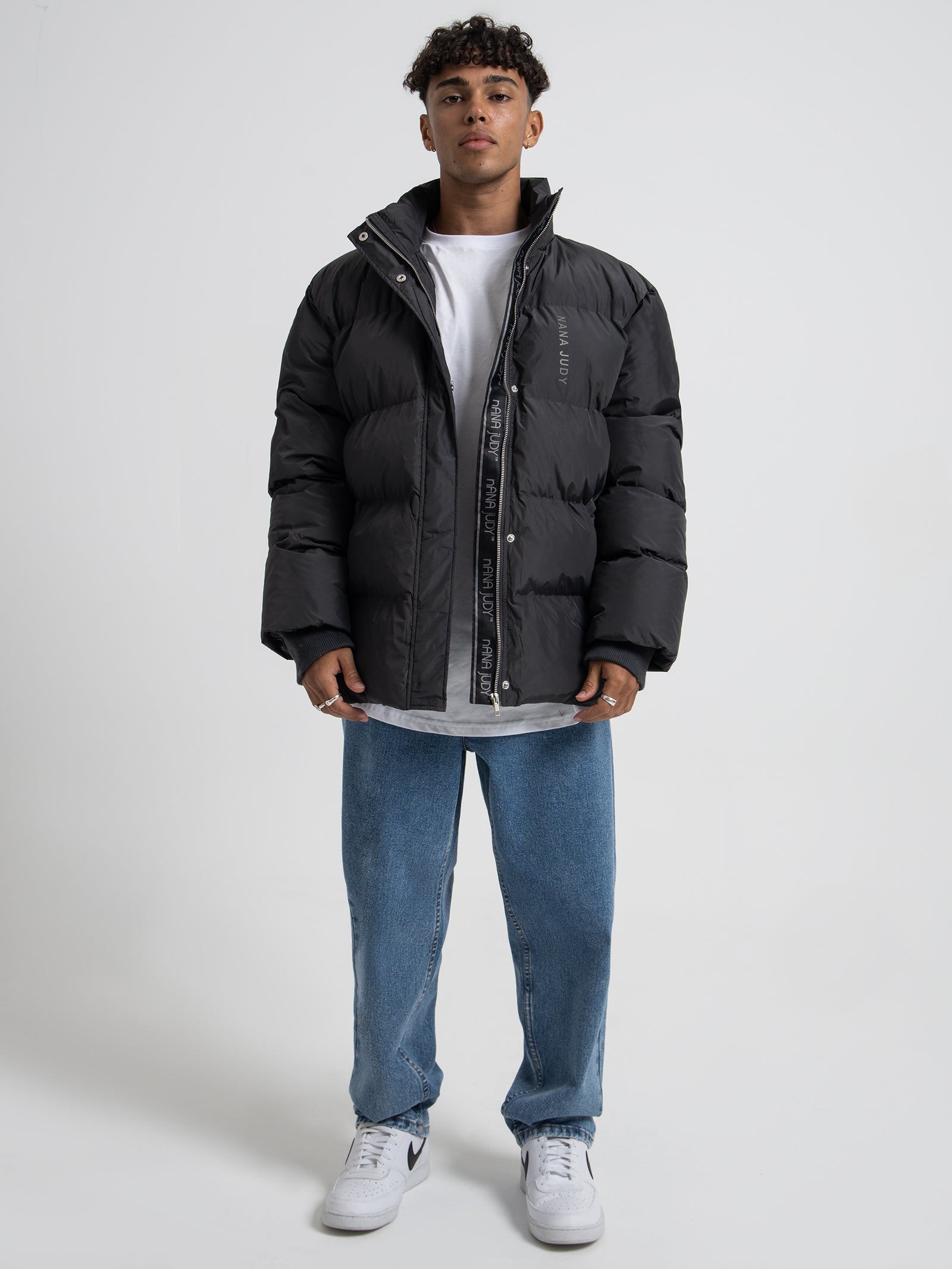 The Johnson Puffer Jacket in Midnight Sky