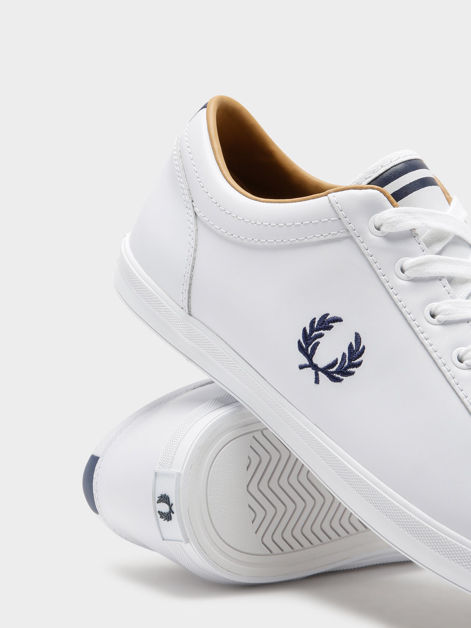 Mens Baseline Leather Sneakers in White & Navy