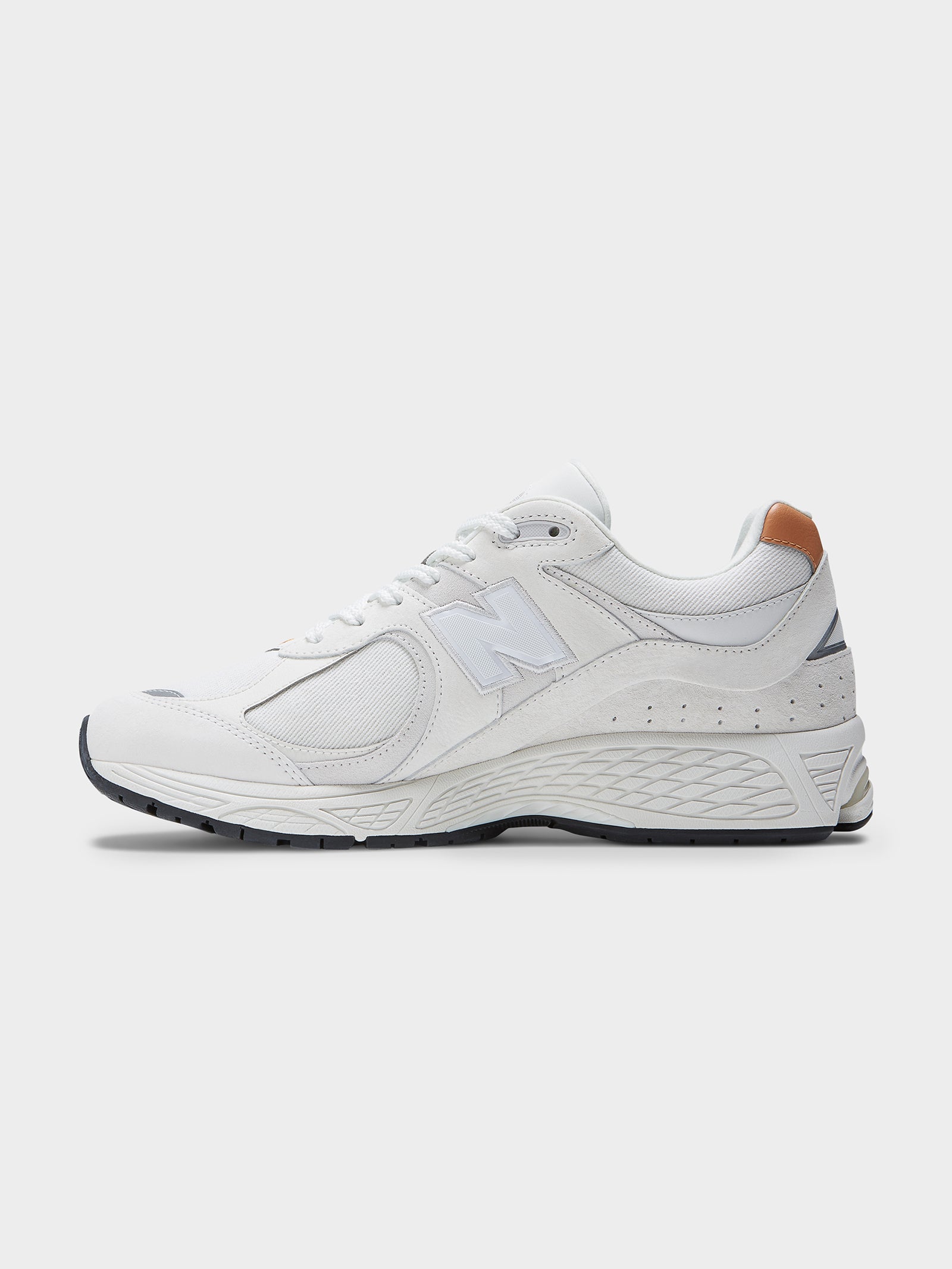 Unisex 2002 Sneakers in Triple White