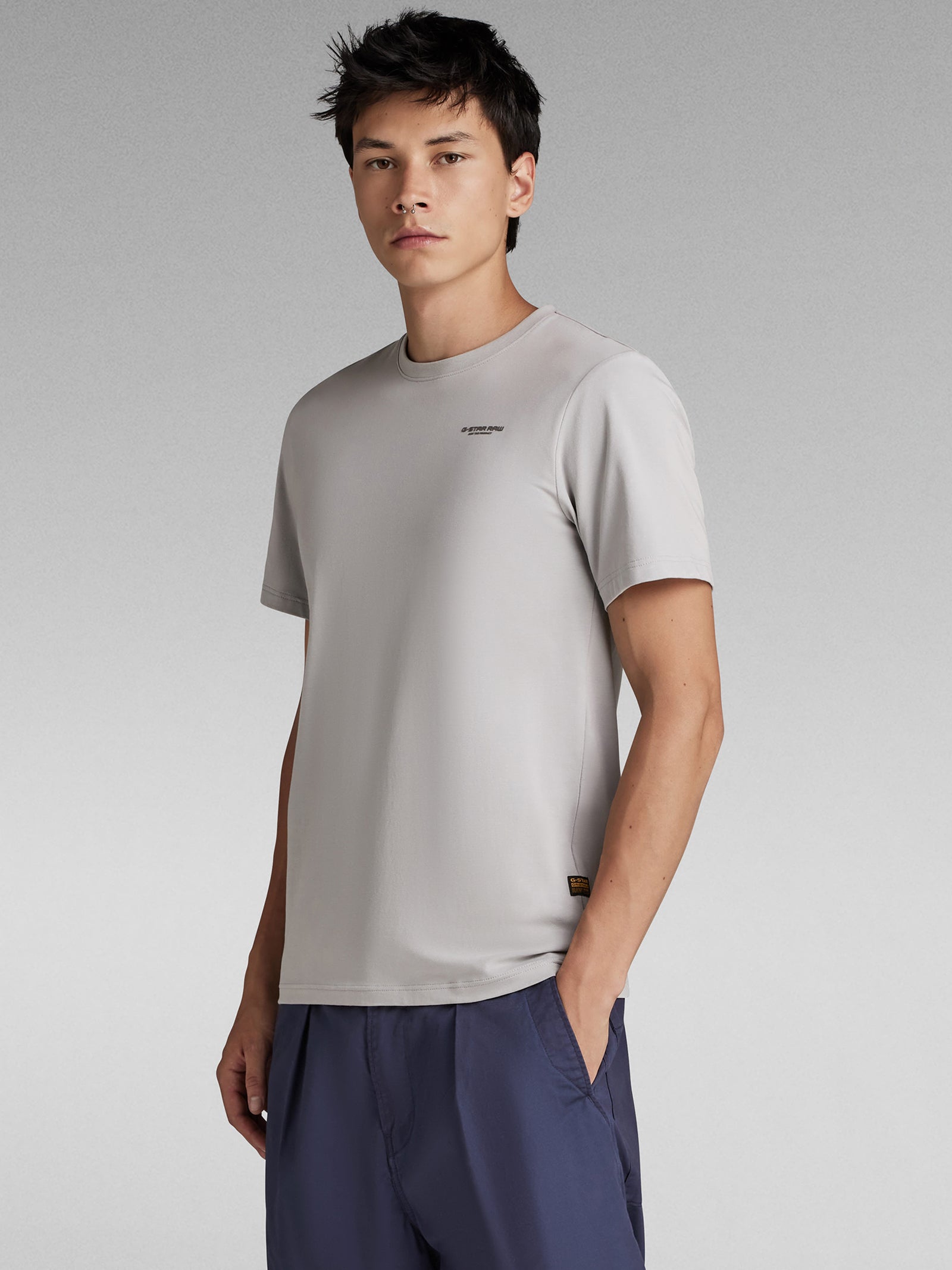 Slim Base R T-shirt