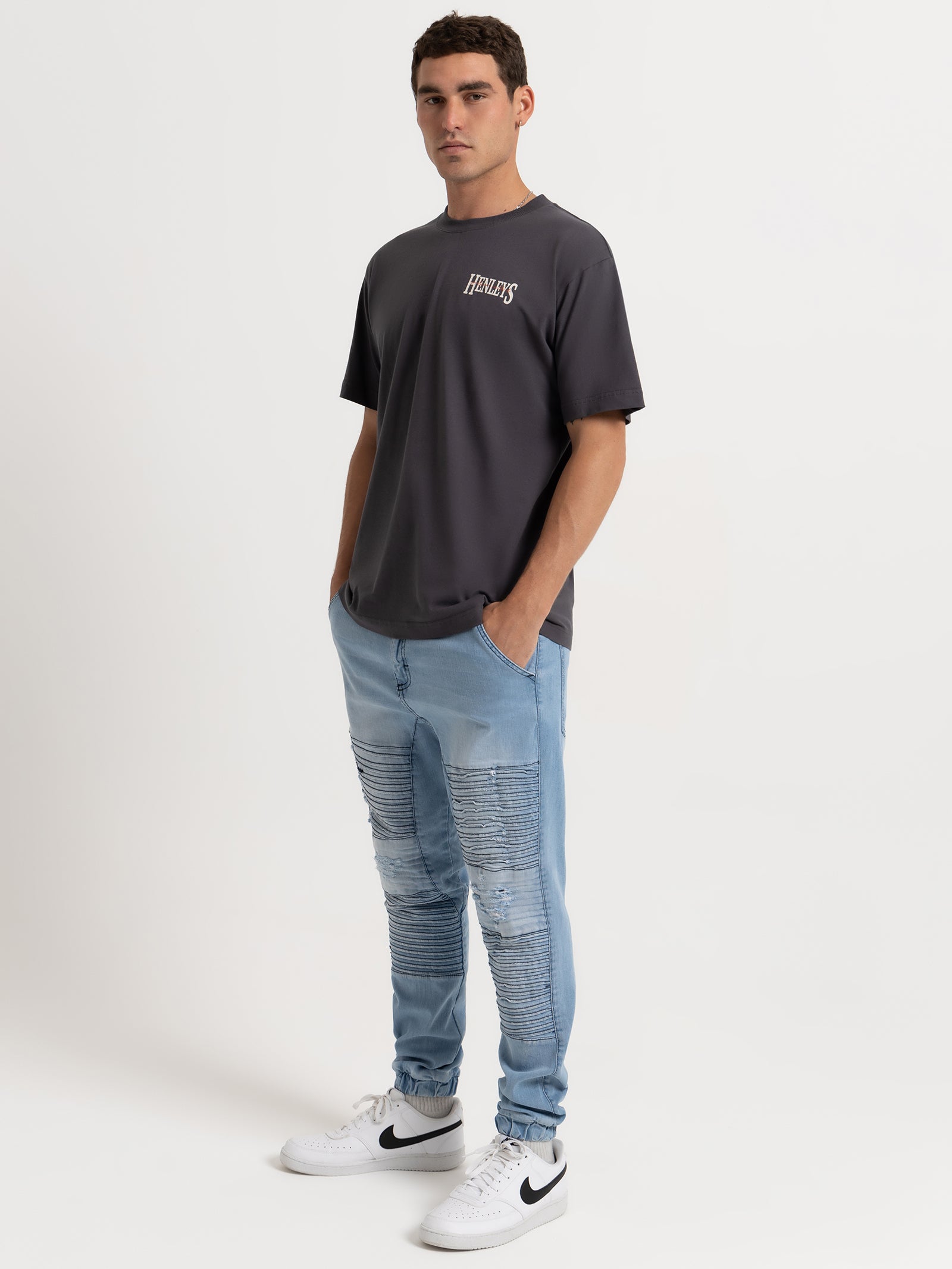 Panoramic T-Shirt in Coal