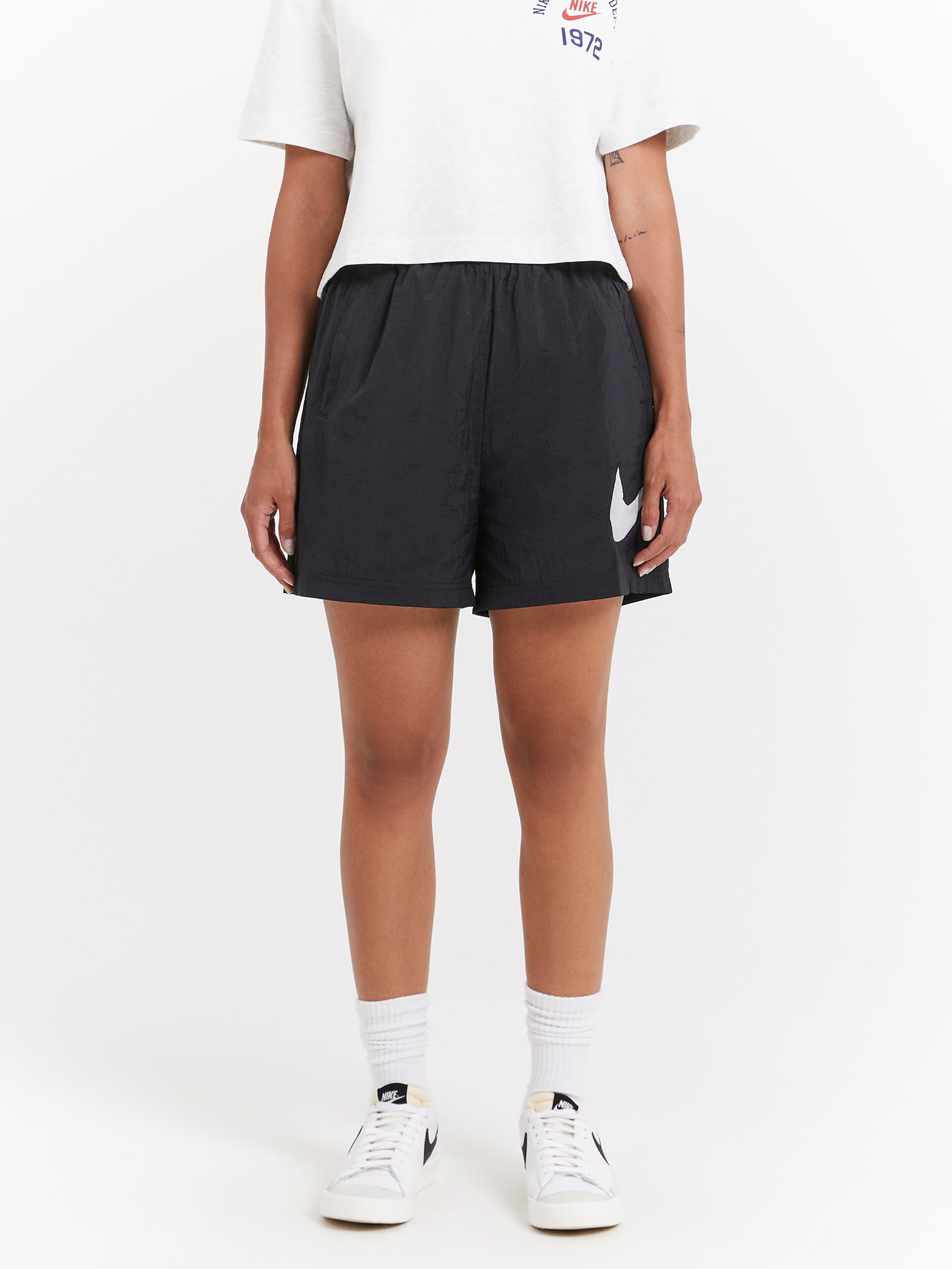 Sportswear Essentials High-Rise Woven Shorts in Black & White