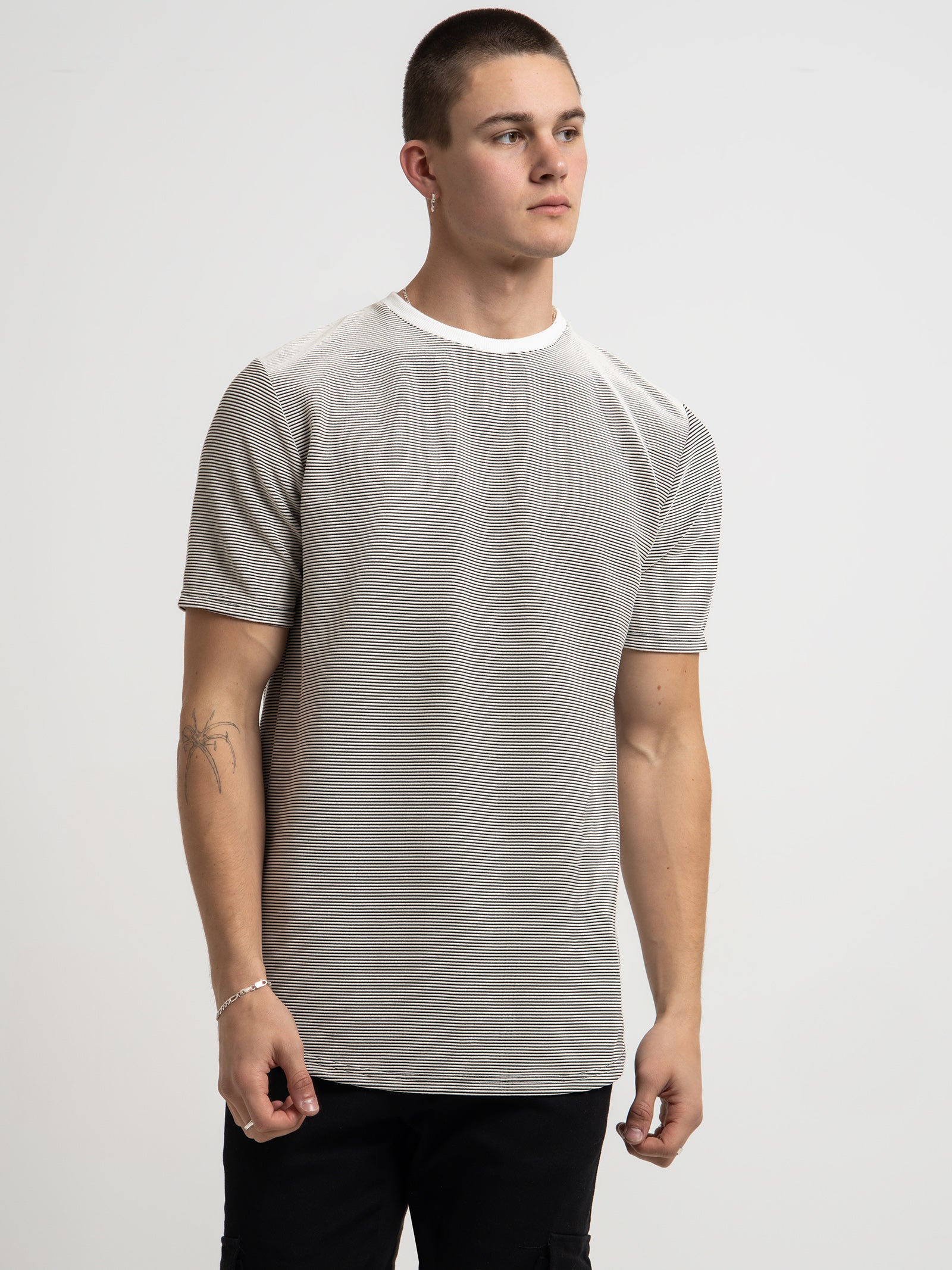 Roxford T-Shirt in Black & White