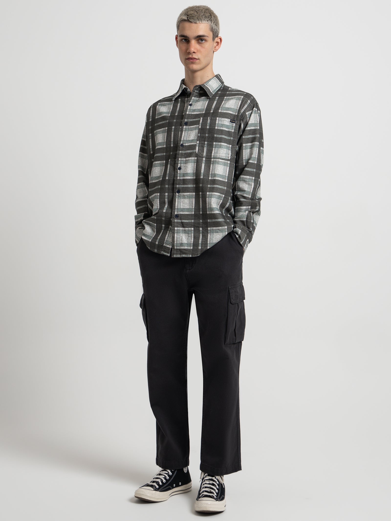 Hard Yakka Flannel Shirt in Charcoal Plaid