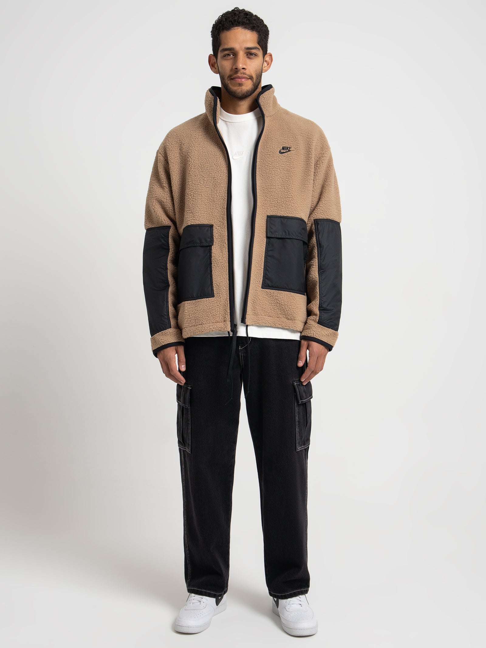 Sportswear Sherpa Jacket in Driftwood & Black